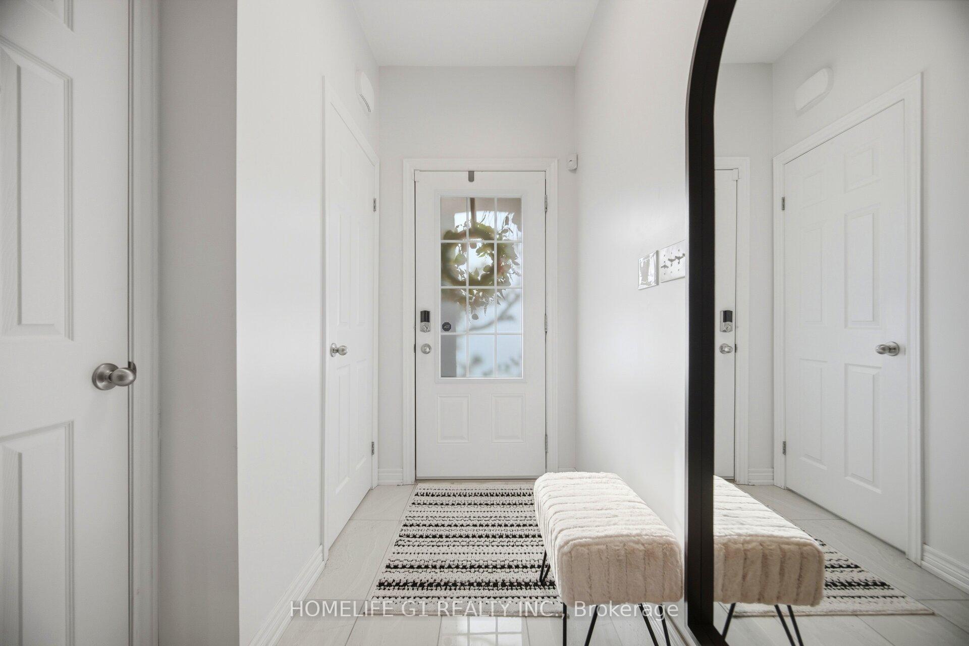 Photo 2 of Unit 26, 21 Madonna Drive, Hamilton, Carpenter — HOMEH