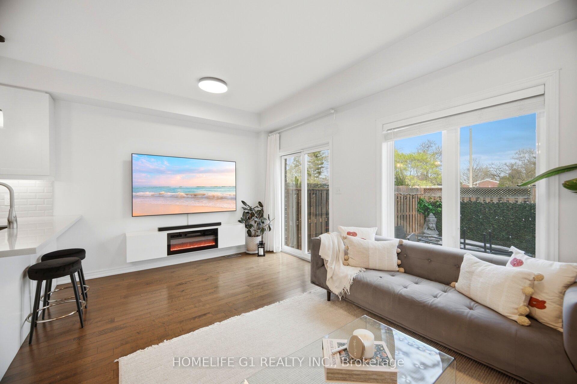 Photo 5 of Unit 26, 21 Madonna Drive, Hamilton, Carpenter — HOMEH
