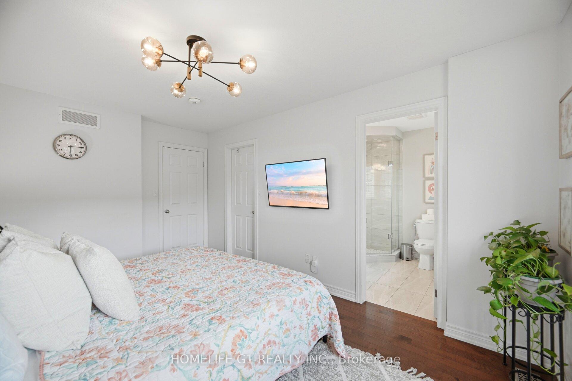 Photo 12 of Unit 26, 21 Madonna Drive, Hamilton, Carpenter — HOMEH