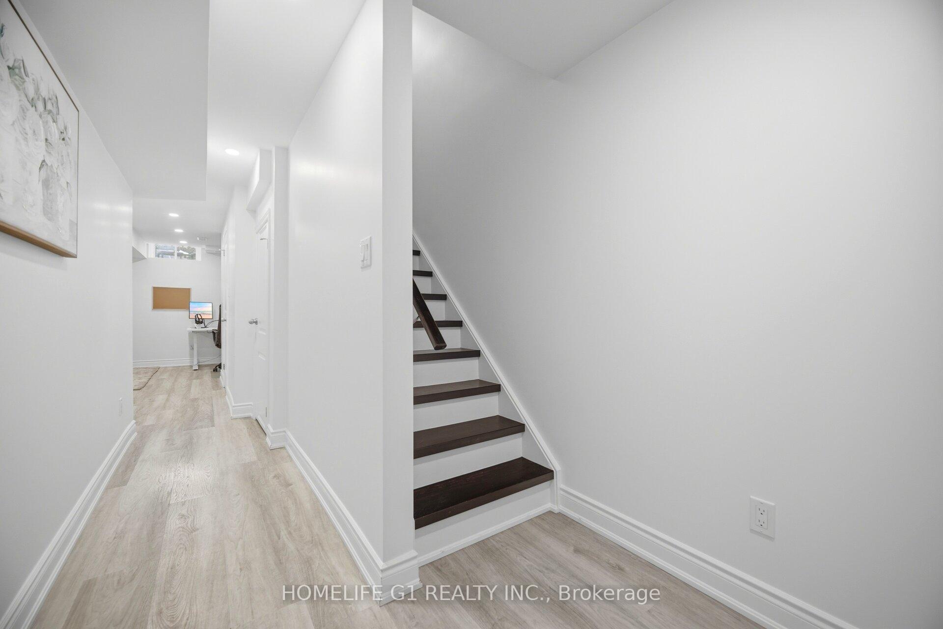 Photo 20 of Unit 26, 21 Madonna Drive, Hamilton, Carpenter — HOMEH