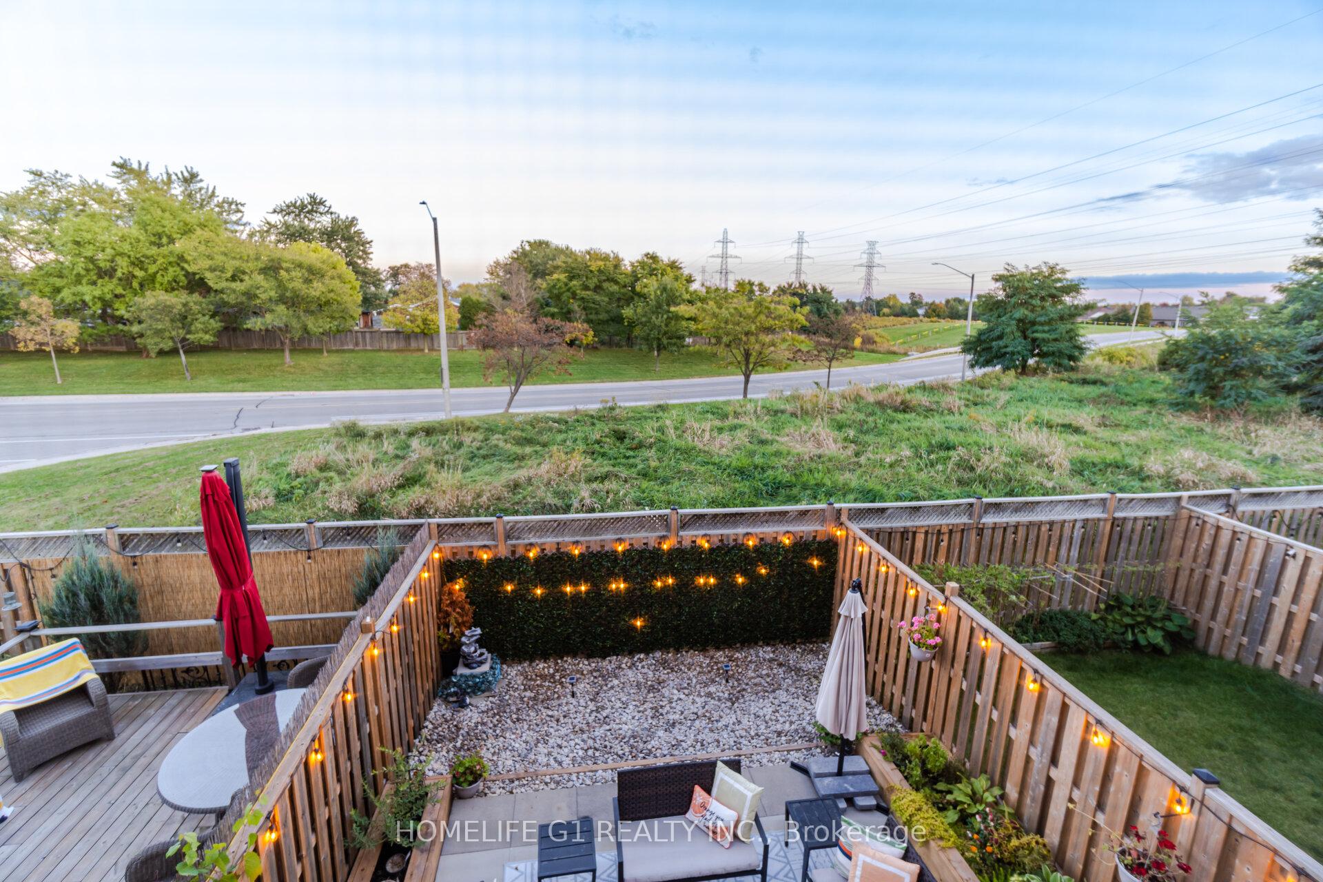 Photo 26 of Unit 26, 21 Madonna Drive, Hamilton, Carpenter — HOMEH
