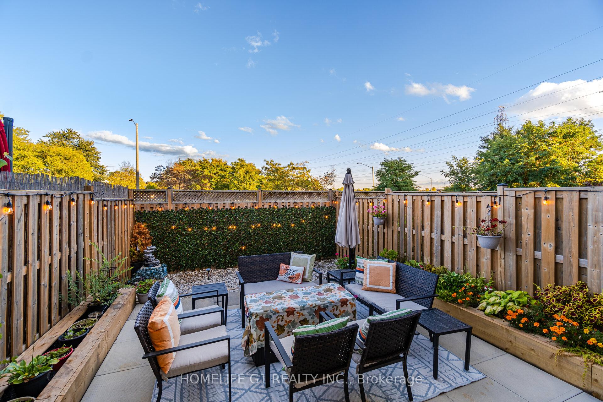 Photo 32 of Unit 26, 21 Madonna Drive, Hamilton, Carpenter — HOMEH