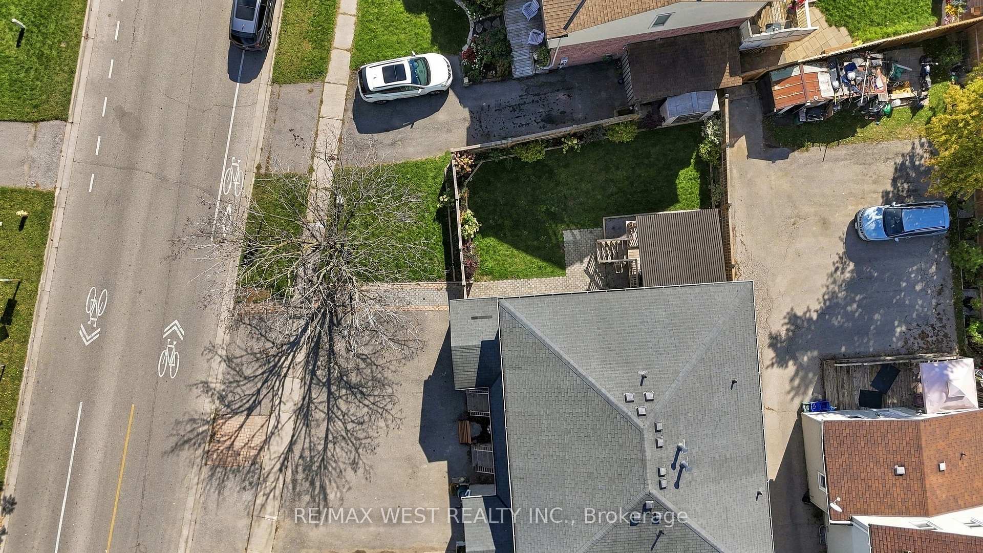 Photo 33 of 12 Waverly Street S, Oshawa, Vanier — HOMEH