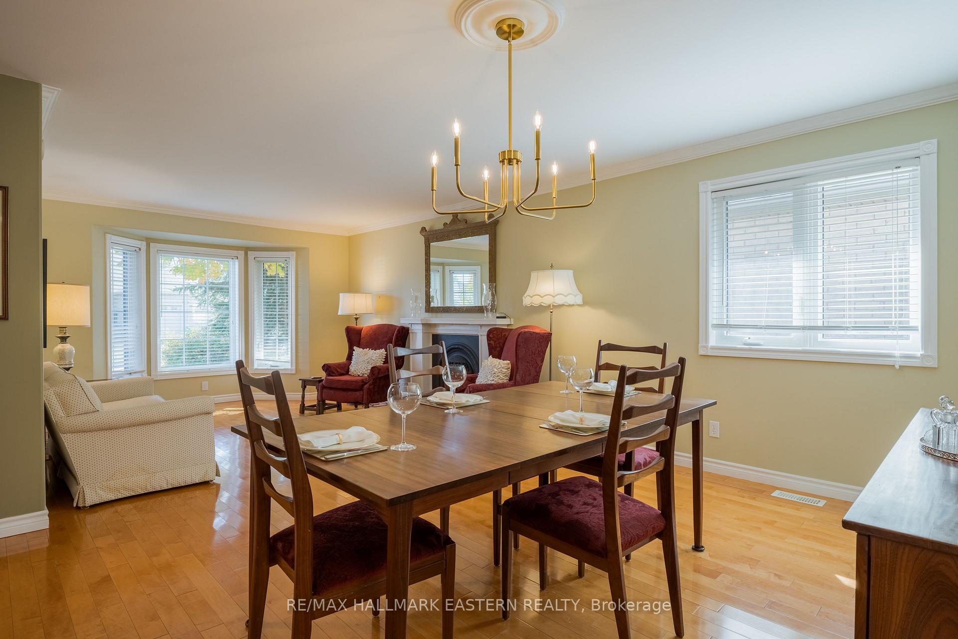 Photo 6 of 1259 Melody Crescent, Peterborough, Monaghan Ward 2 — HOMEH