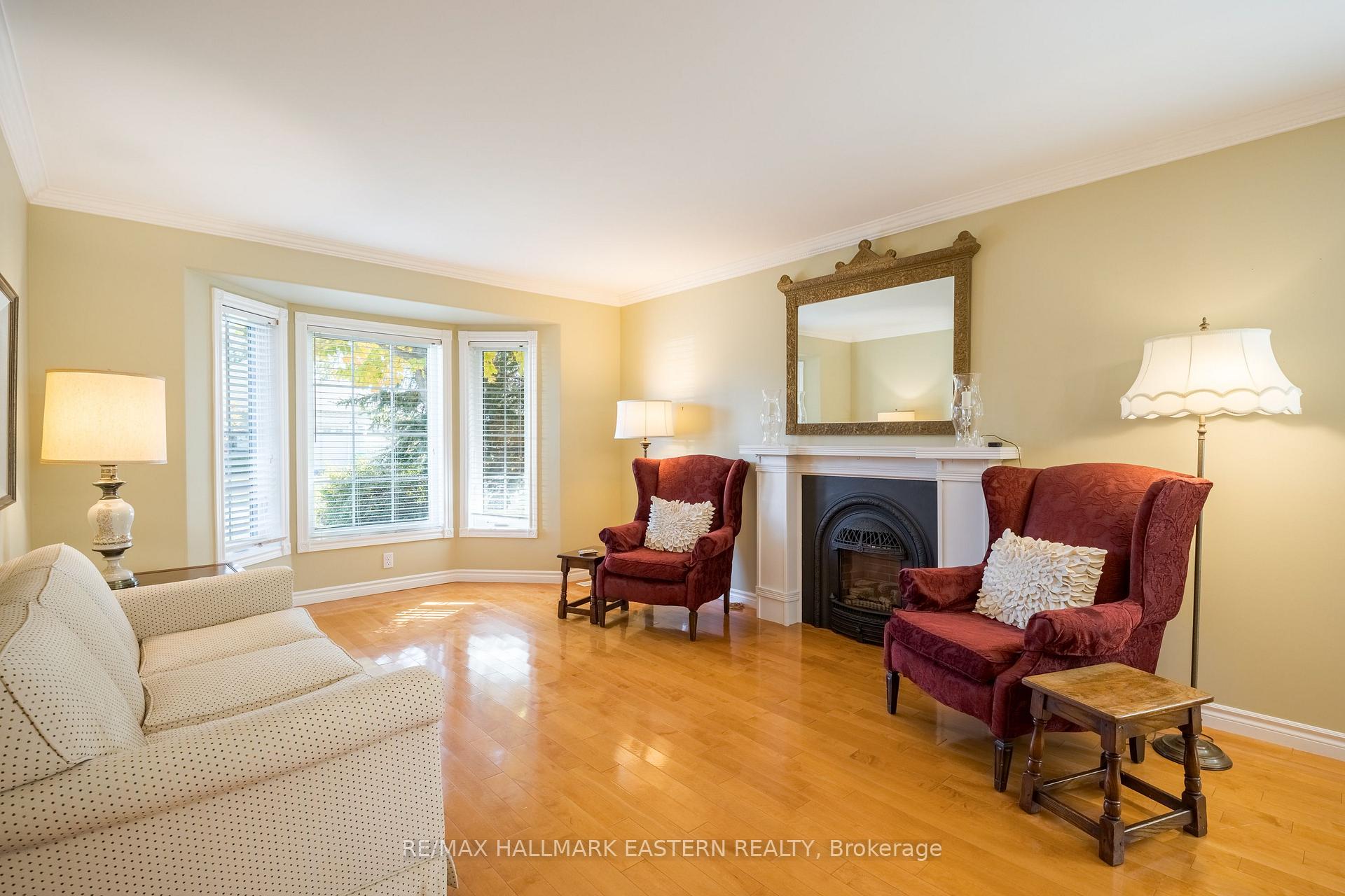 Photo 7 of 1259 Melody Crescent, Peterborough, Monaghan Ward 2 — HOMEH