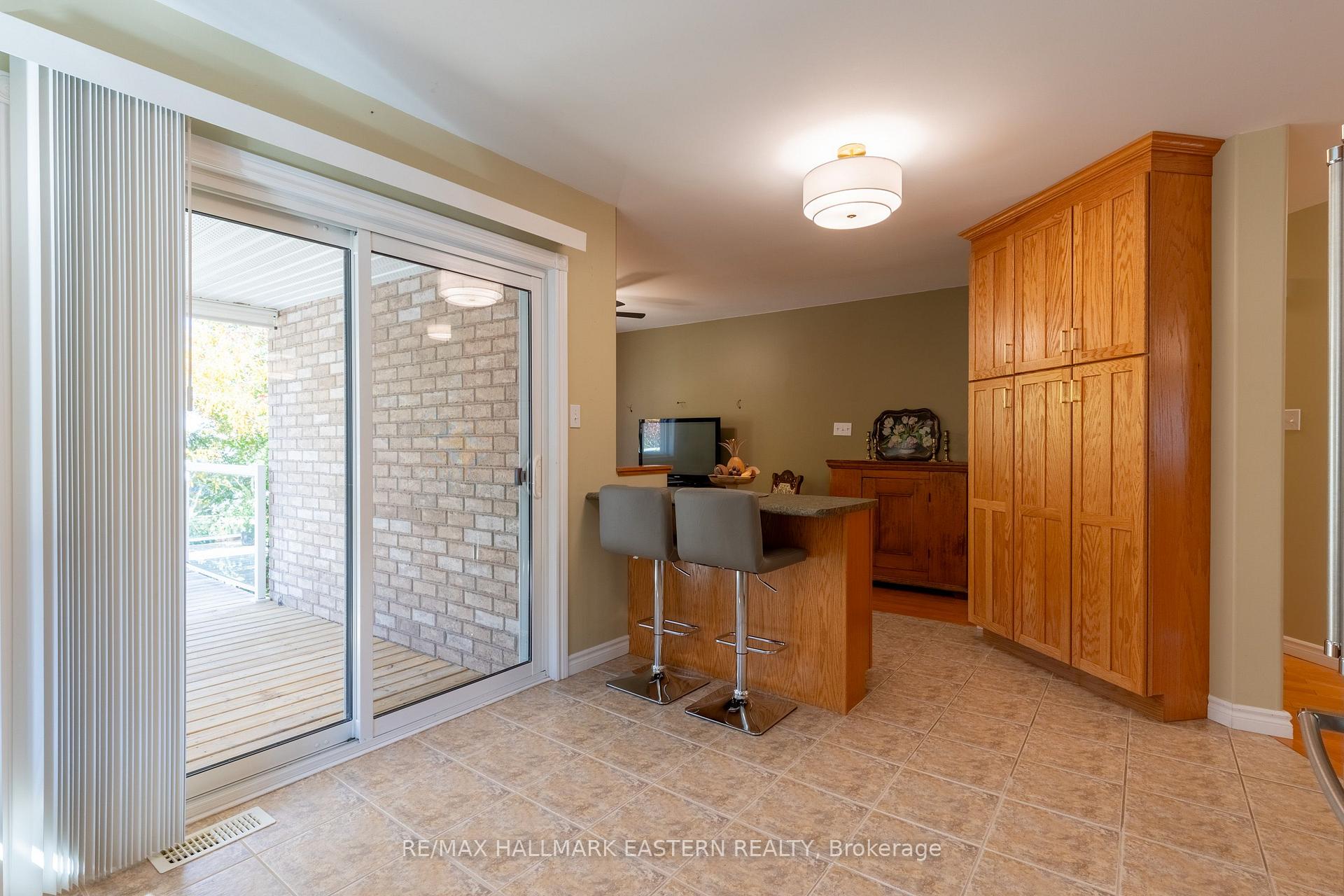 Photo 16 of 1259 Melody Crescent, Peterborough, Monaghan Ward 2 — HOMEH