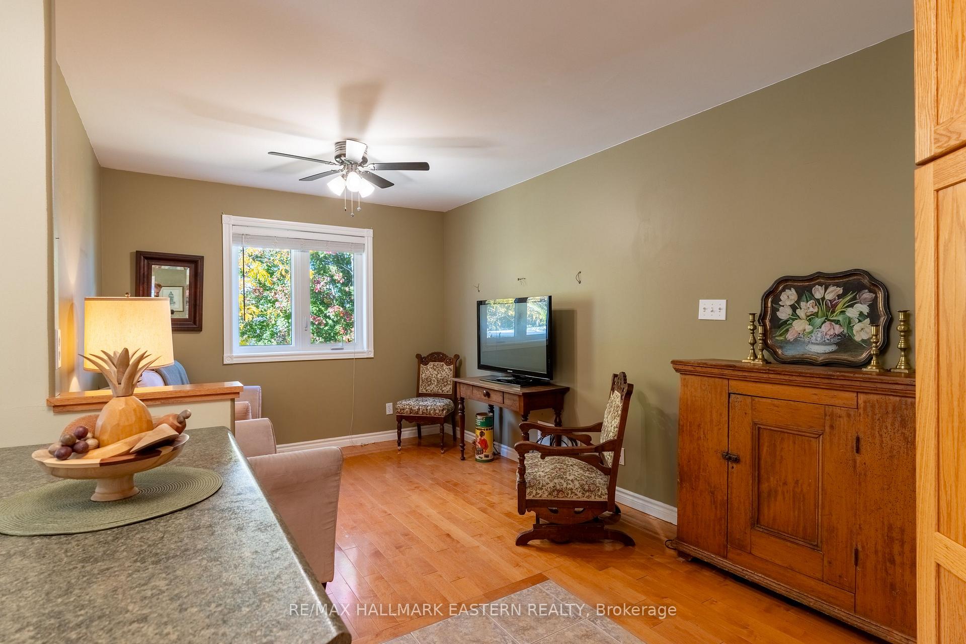 Photo 22 of 1259 Melody Crescent, Peterborough, Monaghan Ward 2 — HOMEH