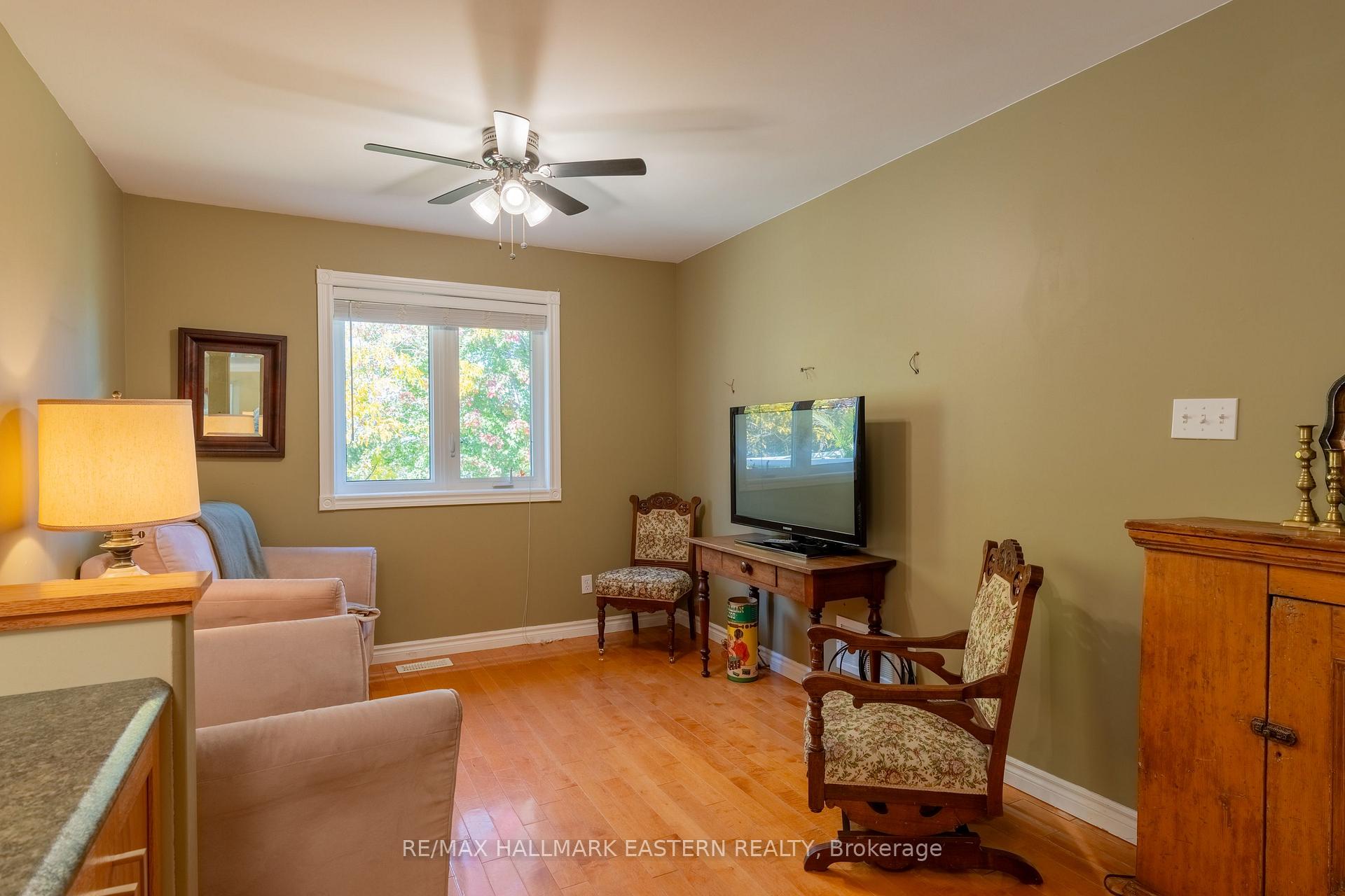 Photo 23 of 1259 Melody Crescent, Peterborough, Monaghan Ward 2 — HOMEH