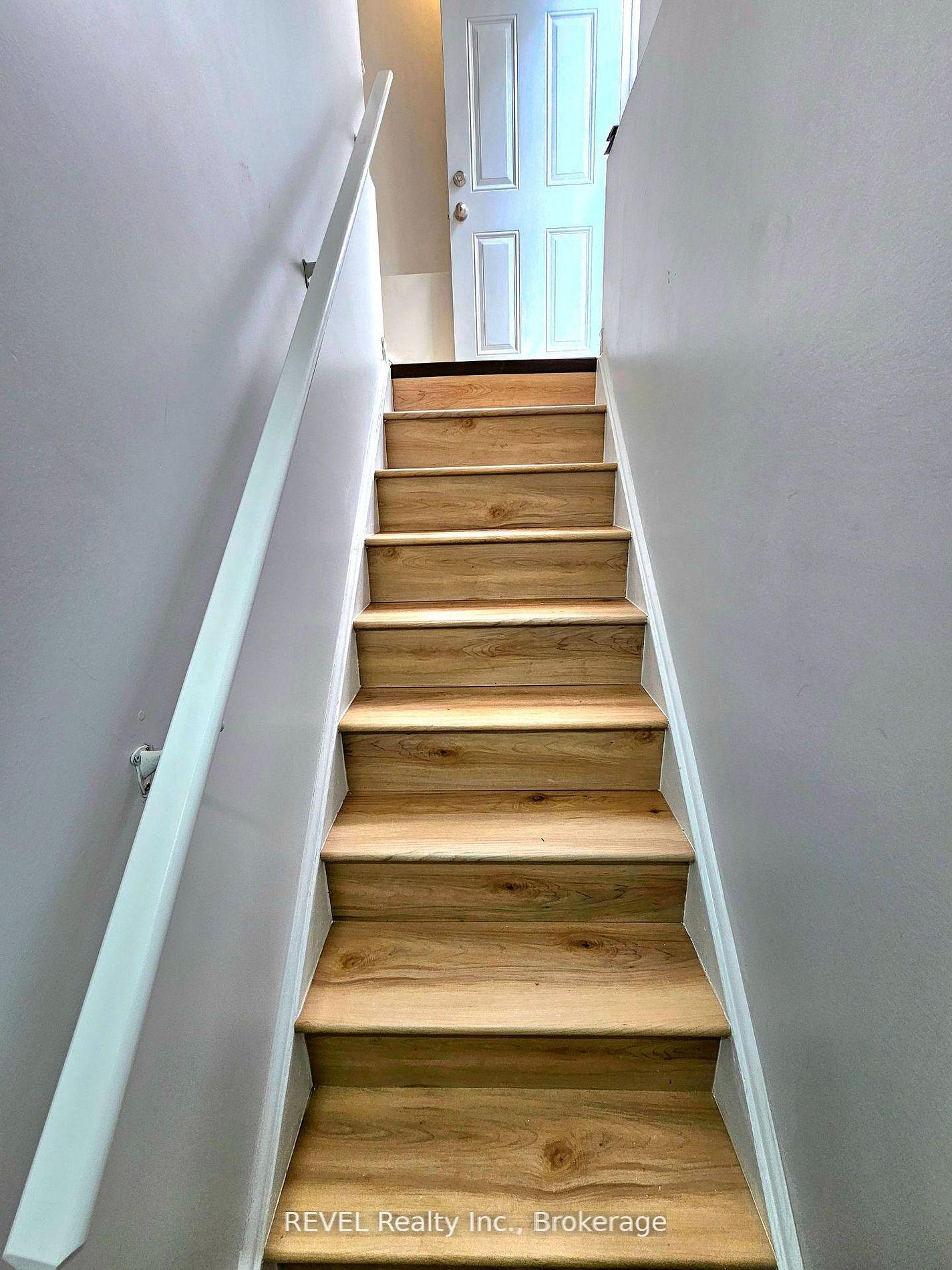 Photo 2 of Unit BASEMENT, 7897 Hackberry Trail, Niagara Falls, Brown — HOMEH