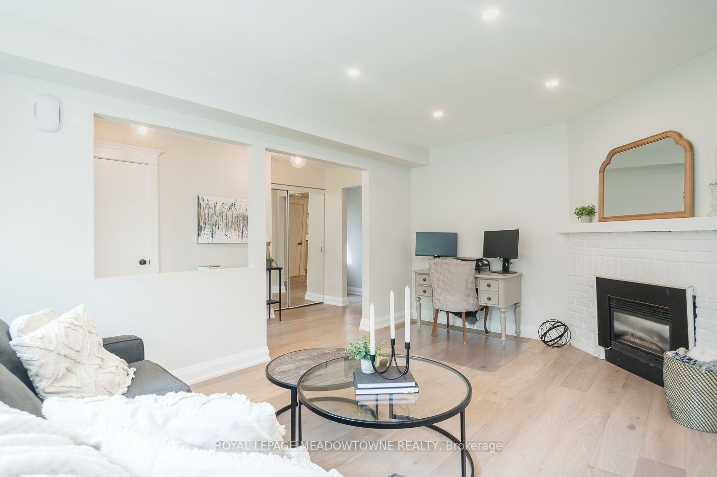 Photo 4 of 823 Laurier Avenue, Milton, Timberlea — HOMEH