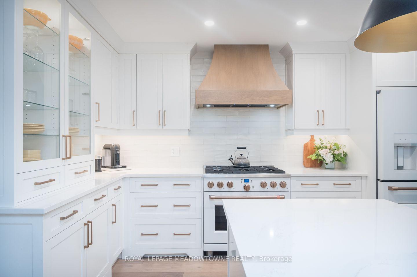 Photo 6 of 823 Laurier Avenue, Milton, Timberlea — HOMEH
