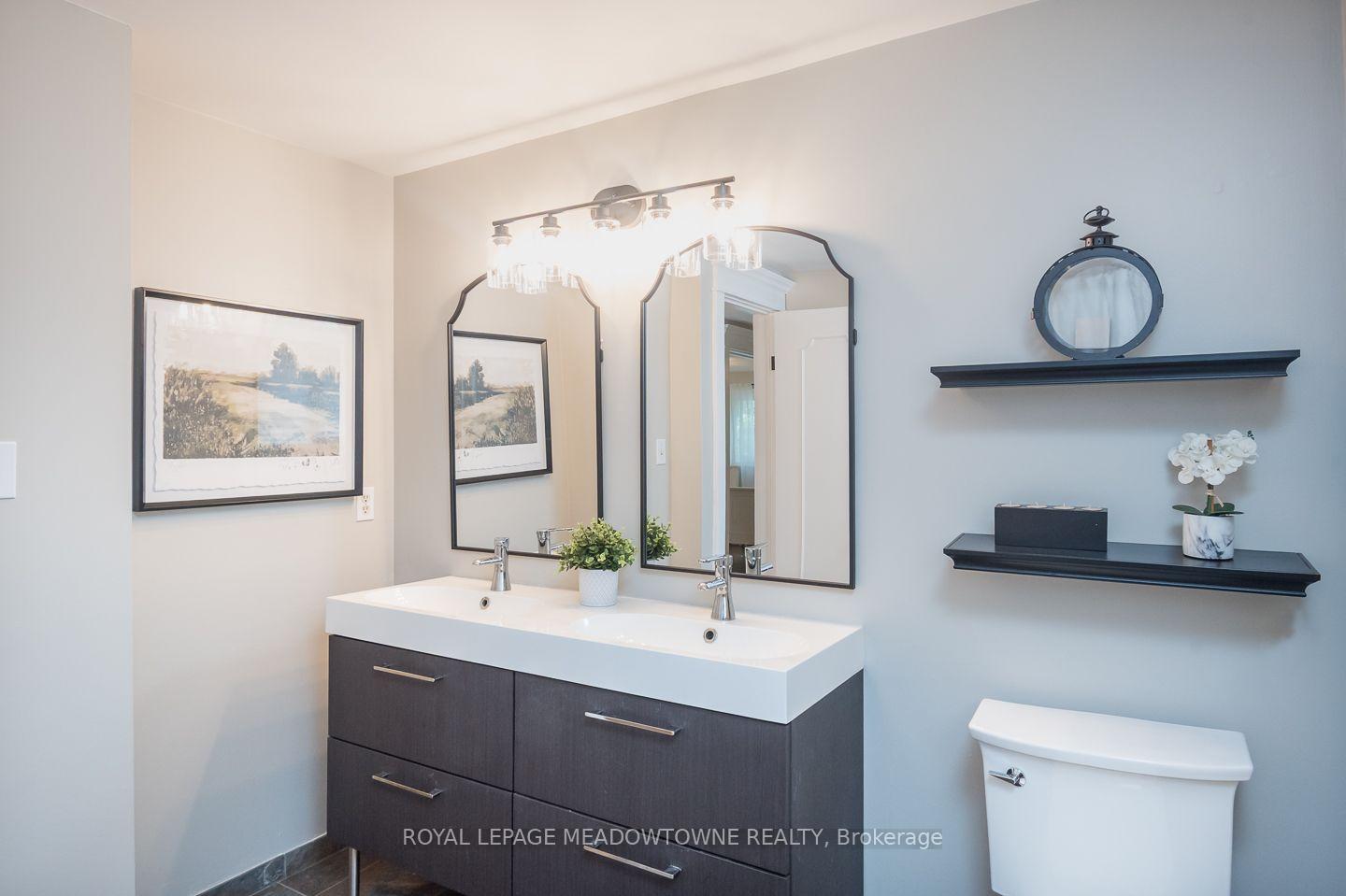 Photo 33 of 823 Laurier Avenue, Milton, Timberlea — HOMEH