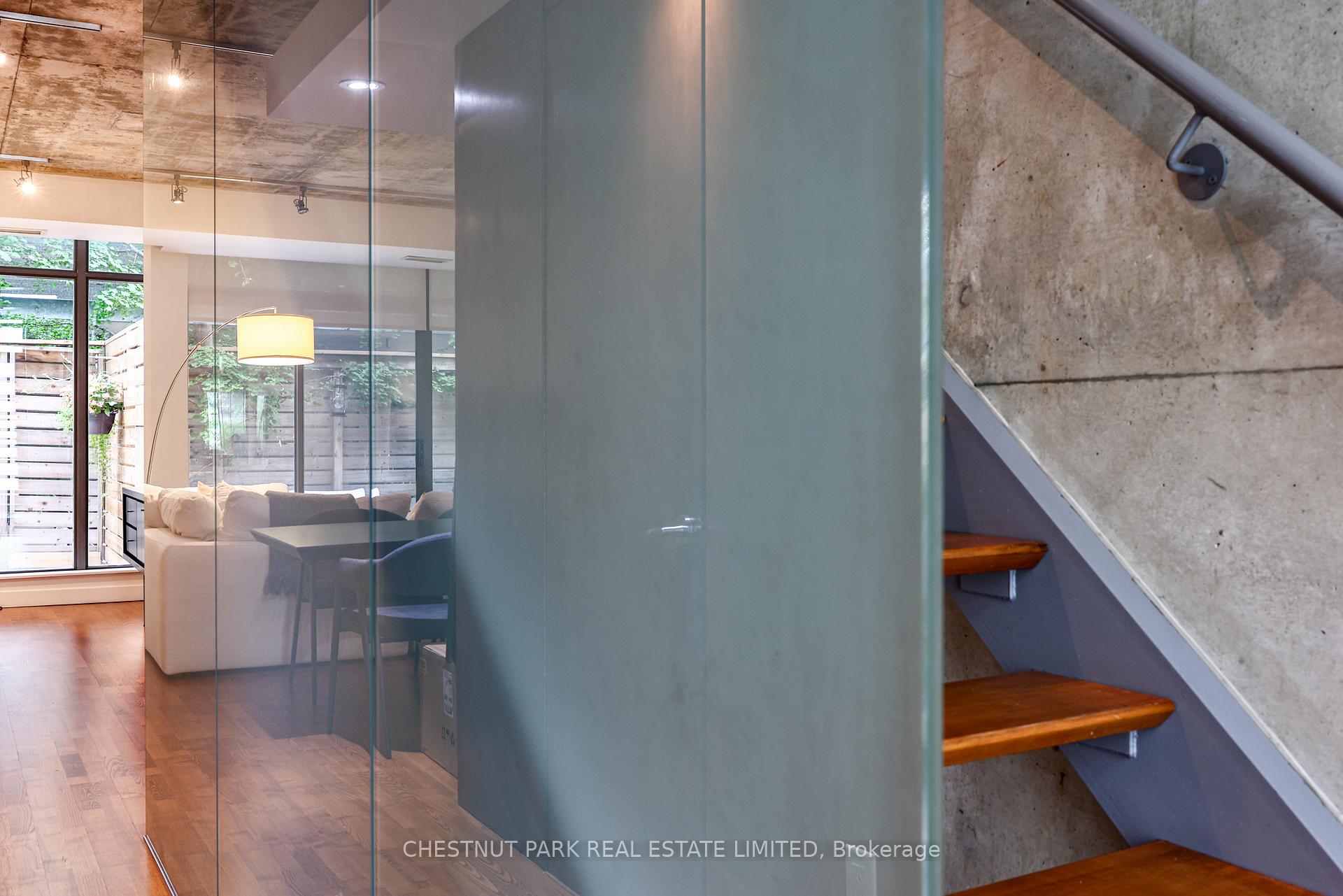 Photo 12 of 271 Mutual Street, Toronto, Church-Yonge Corridor — HOMEH