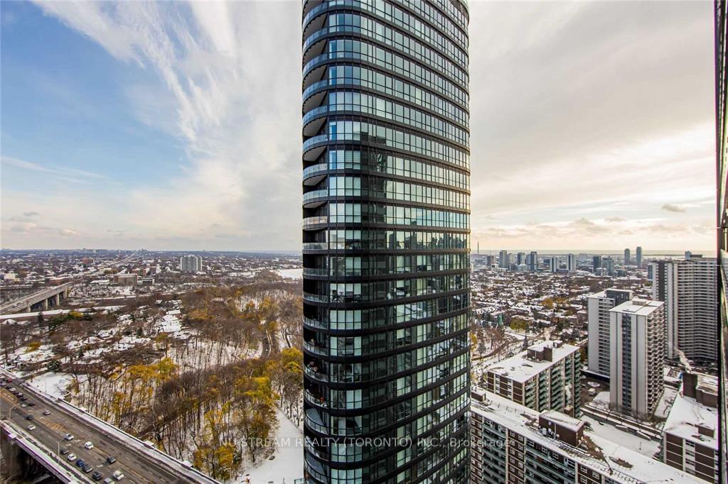 Photo 25 of Unit 3203, 575 Bloor Street E, Toronto, North St. James Town — HOMEH