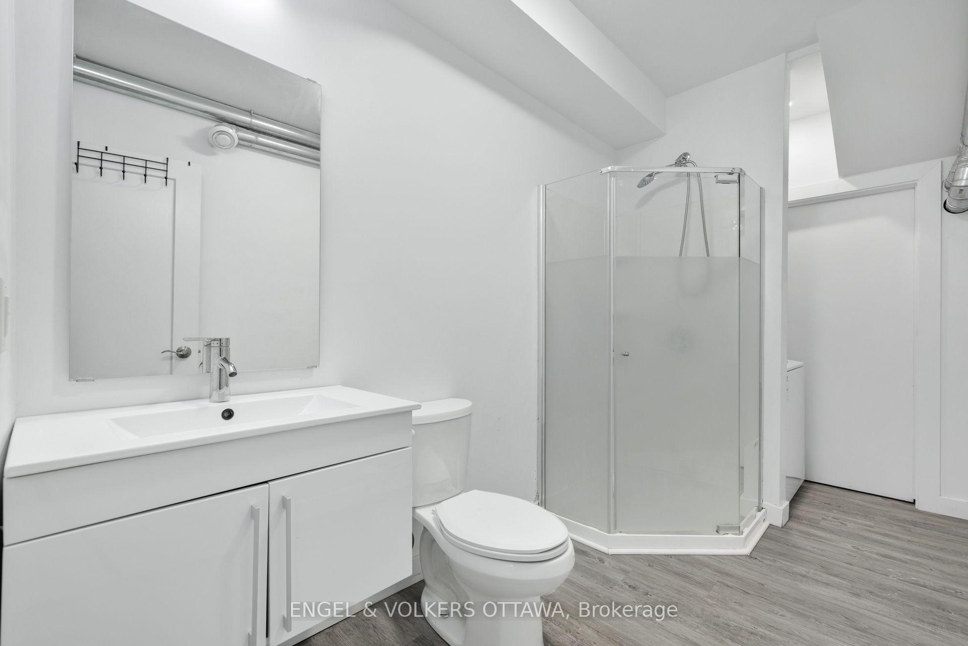Photo 10 of Unit B, 151 Longpre, Ottawa, Vanier — HOMEH