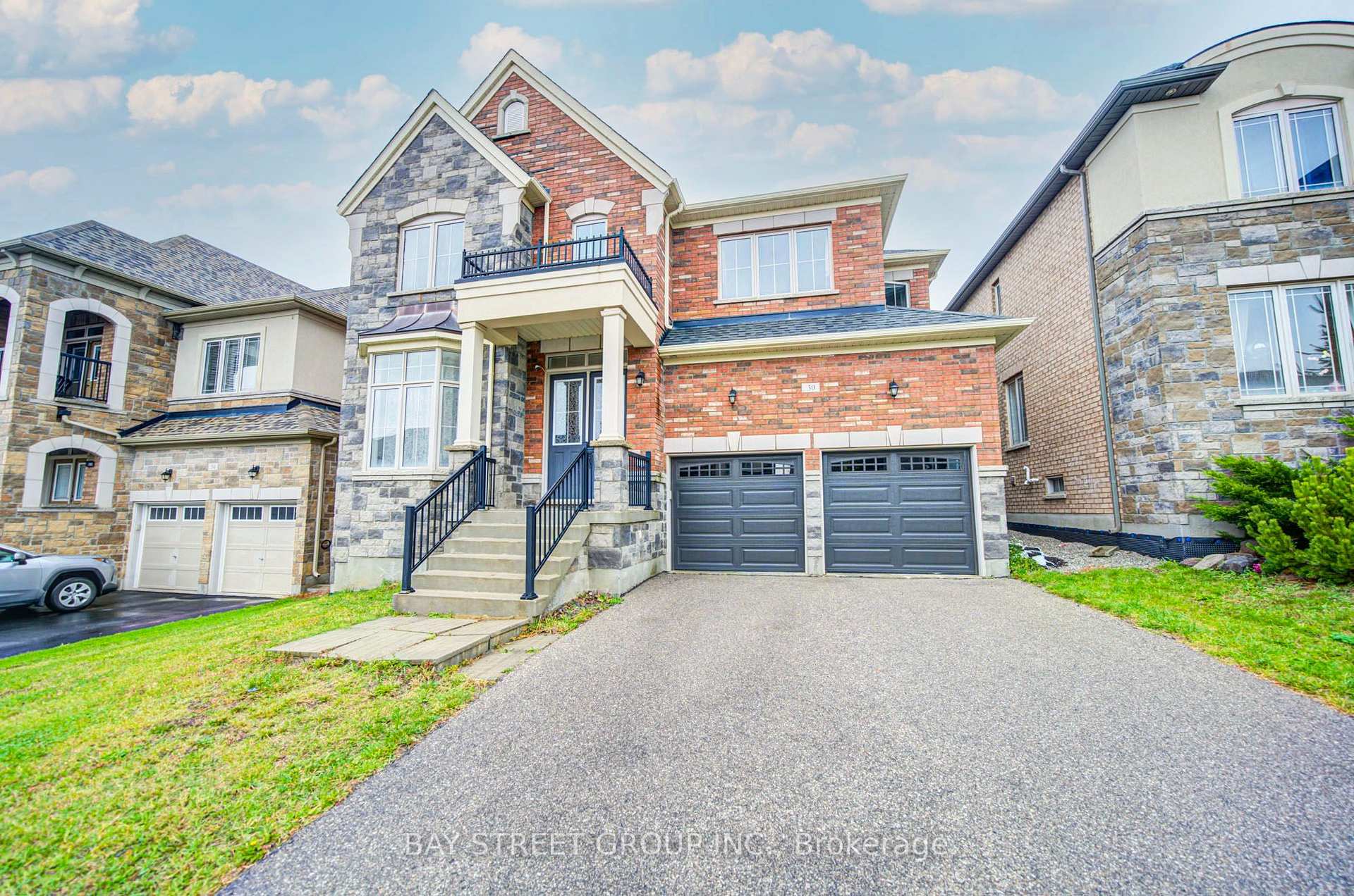 Photo 38 of 30 Ben Sinclair Avenue, East Gwillimbury, Queensville — HOMEH