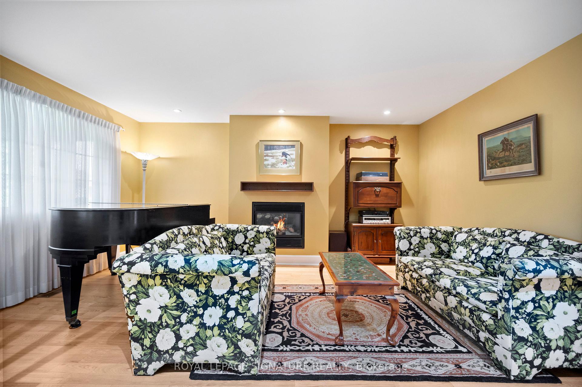 Photo 6 of 830 Ninth Street, Mississauga, Lakeview — HOMEH