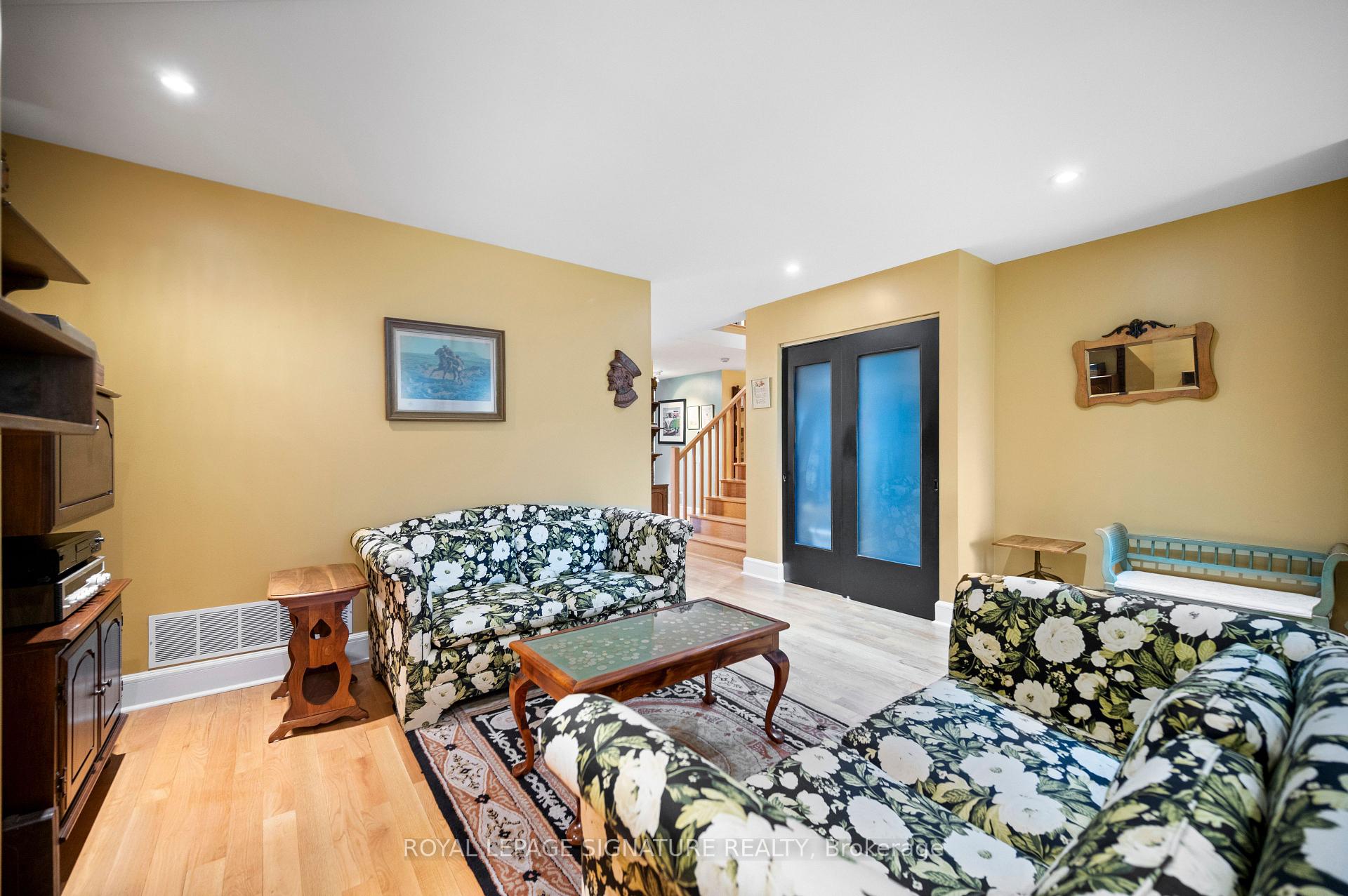 Photo 8 of 830 Ninth Street, Mississauga, Lakeview — HOMEH