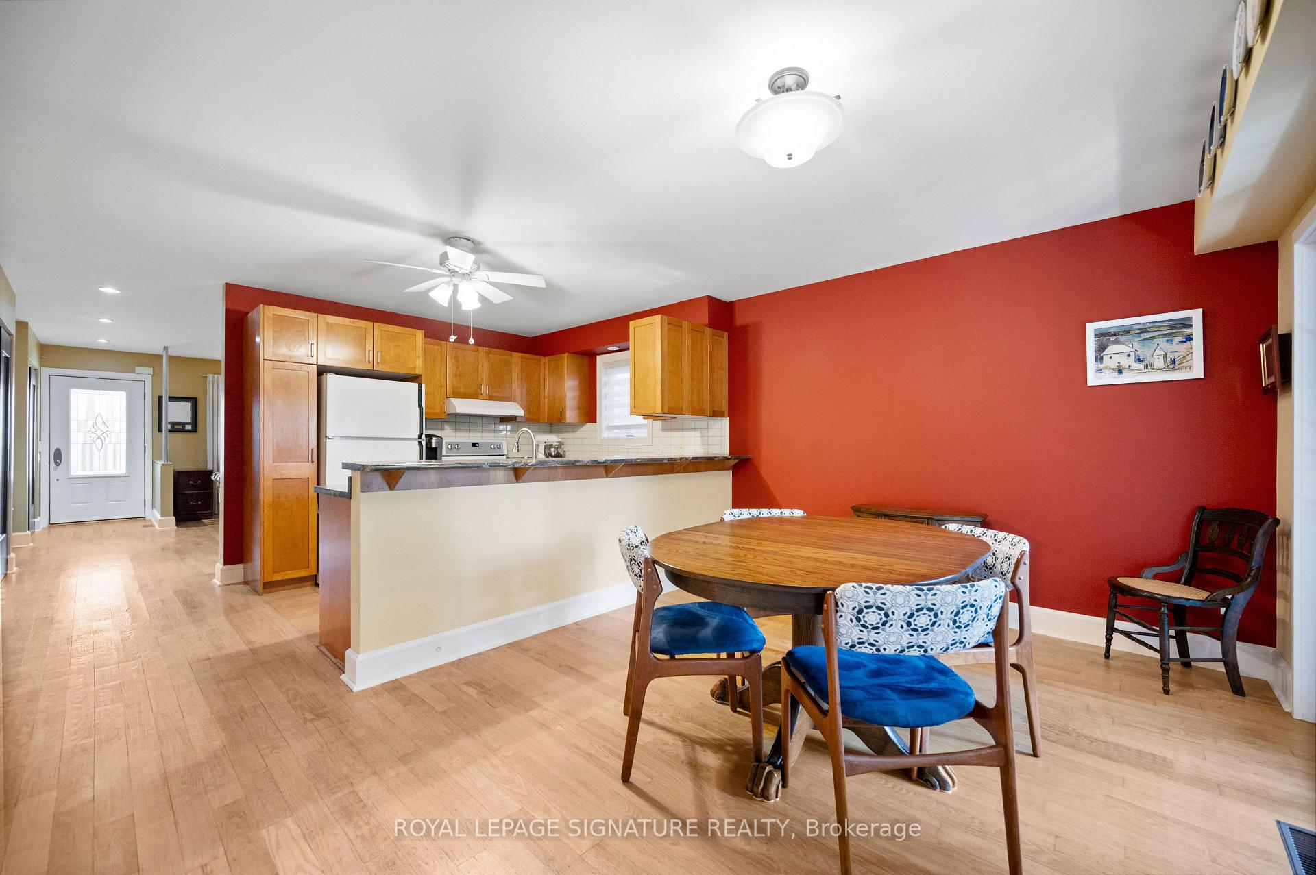 Photo 10 of 830 Ninth Street, Mississauga, Lakeview — HOMEH