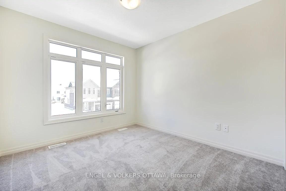 Photo 23 of 165 Overberg Way, Ottawa, Kanata - Emerald Meadows/Trailwest — HOMEH