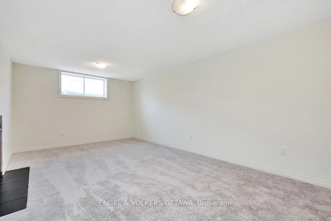 Photo 30 of 165 Overberg Way, Ottawa, Kanata - Emerald Meadows/Trailwest — HOMEH
