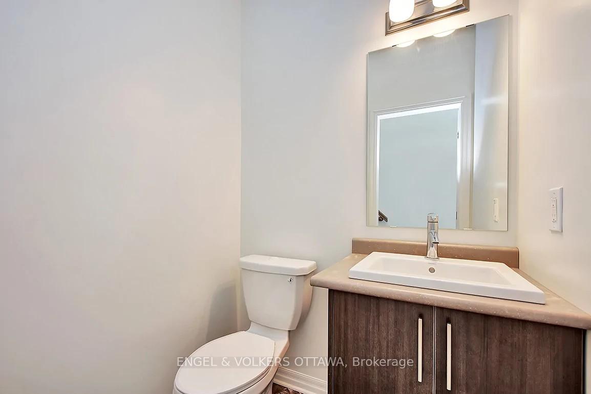 Photo 31 of 165 Overberg Way, Ottawa, Kanata - Emerald Meadows/Trailwest — HOMEH