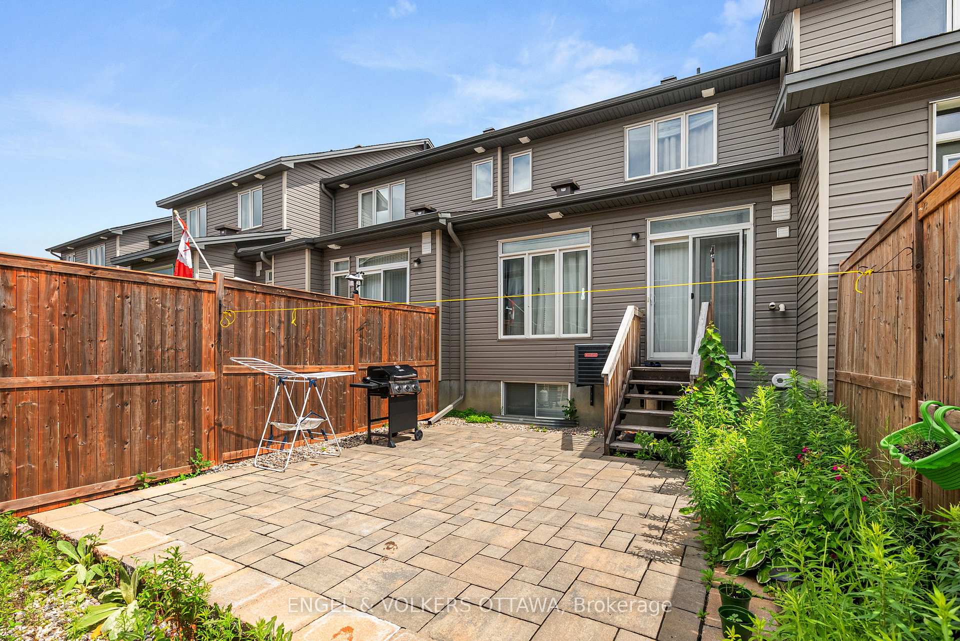 Photo 32 of 165 Overberg Way, Ottawa, Kanata - Emerald Meadows/Trailwest — HOMEH