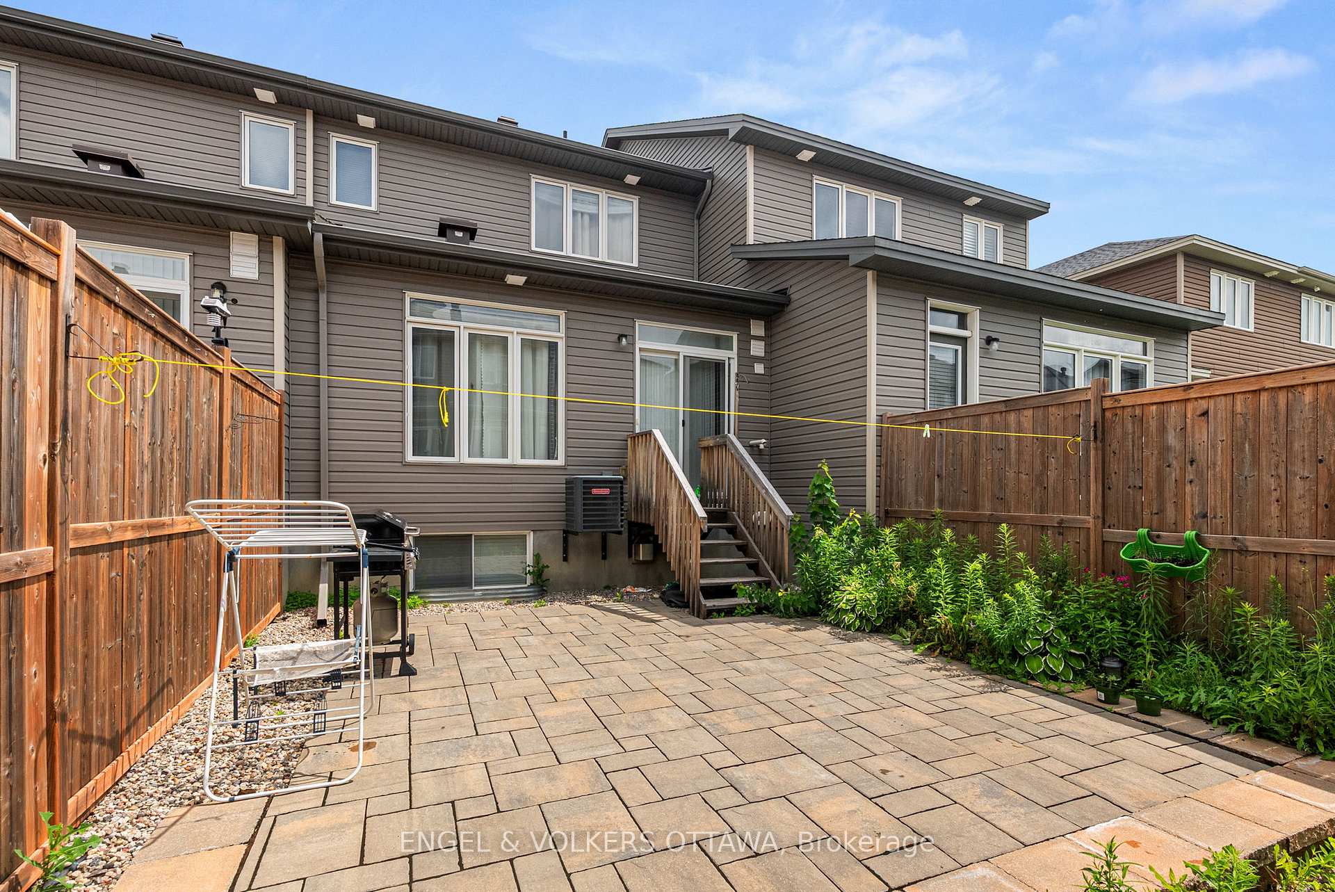 Photo 34 of 165 Overberg Way, Ottawa, Kanata - Emerald Meadows/Trailwest — HOMEH