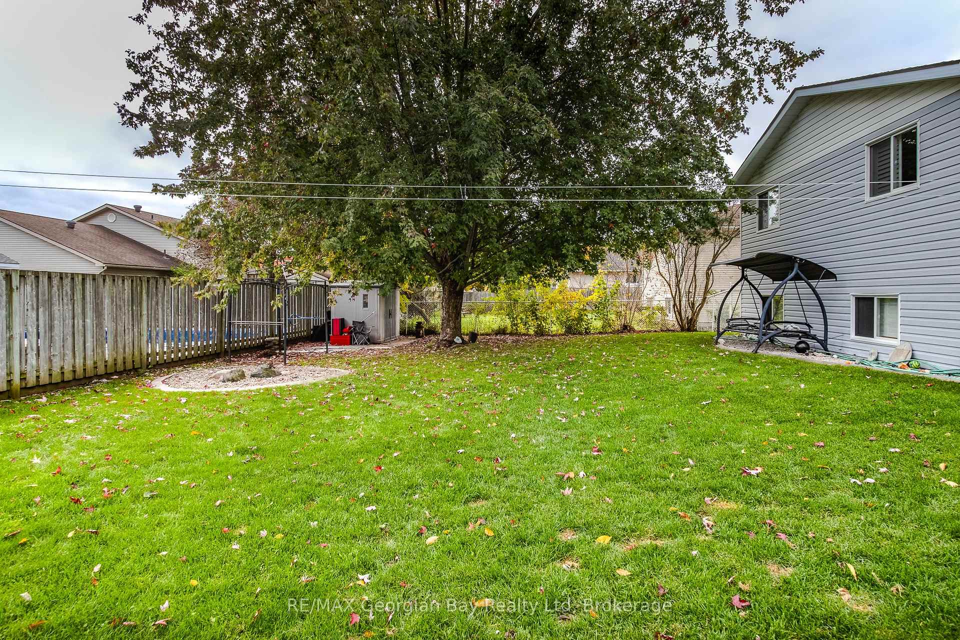 Photo 28 of 19 Bridle Road, Penetanguishene — HOMEH