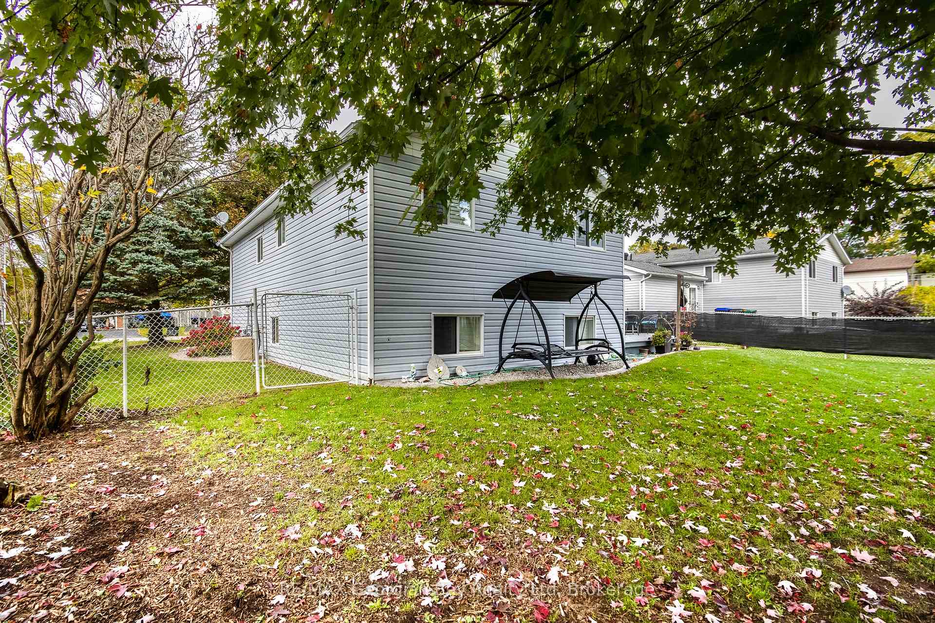Photo 30 of 19 Bridle Road, Penetanguishene — HOMEH