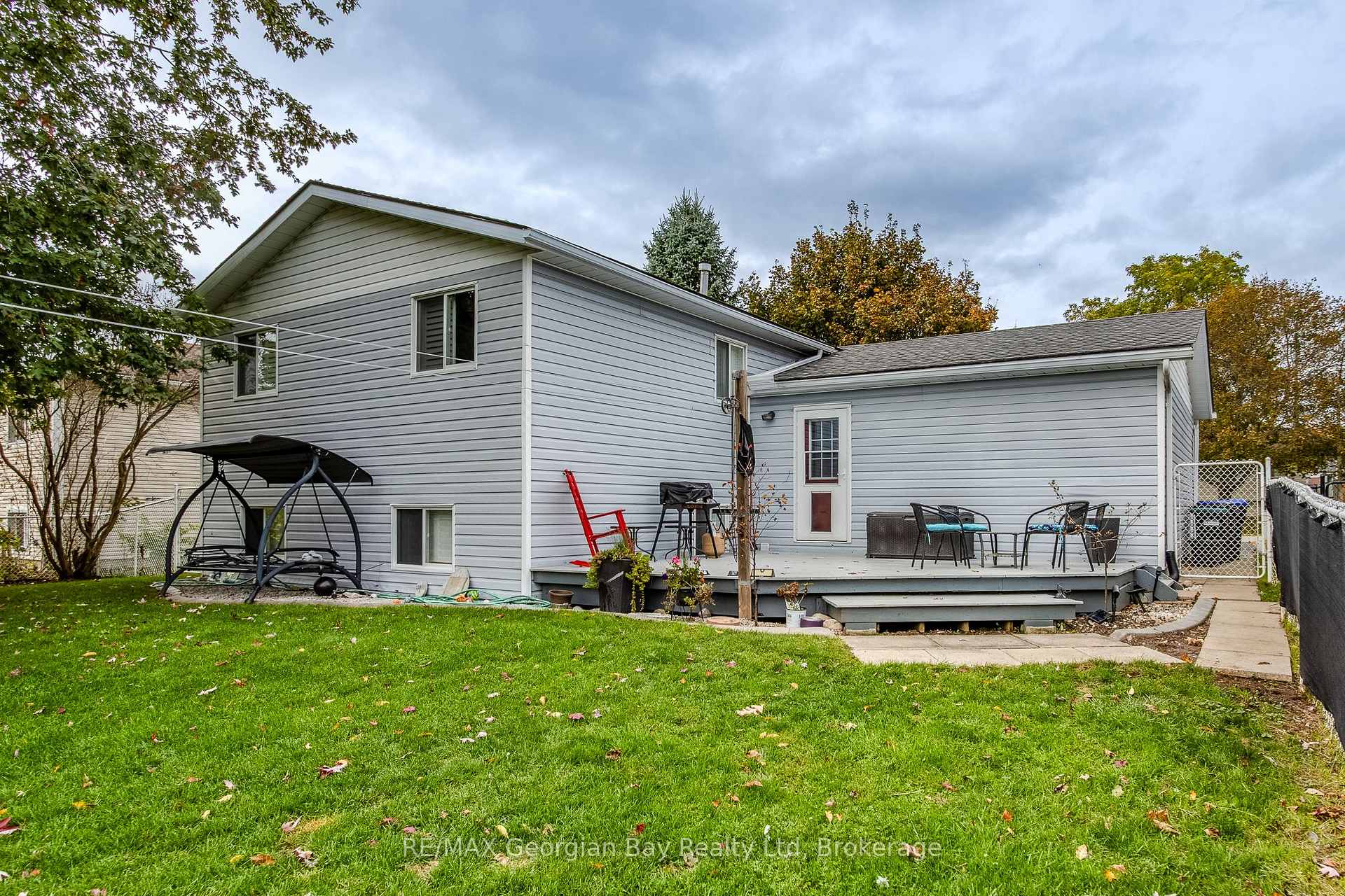 Photo 26 of 19 Bridle Road, Penetanguishene — HOMEH