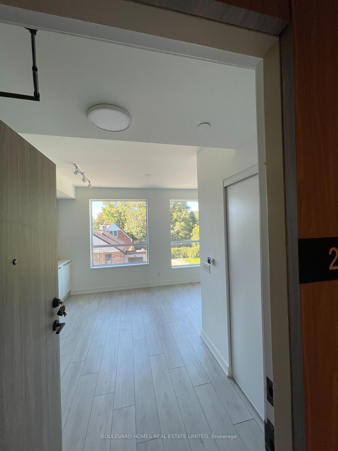 Photo 13 of Unit 231, 1381 Lakeshore Road E, Mississauga, Lakeview — HOMEH