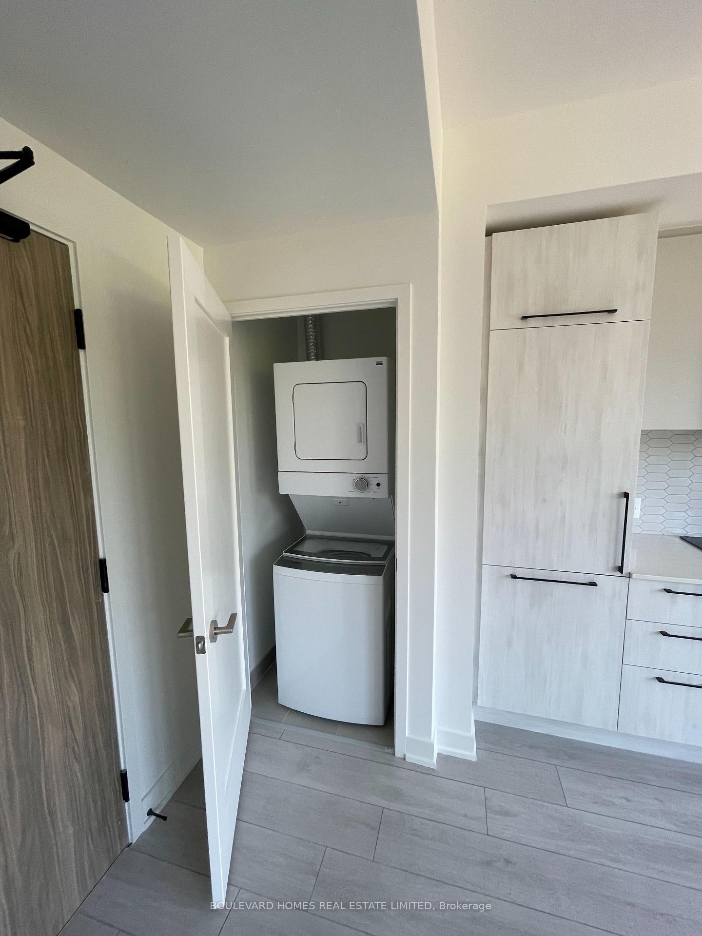 Photo 19 of Unit 231, 1381 Lakeshore Road E, Mississauga, Lakeview — HOMEH