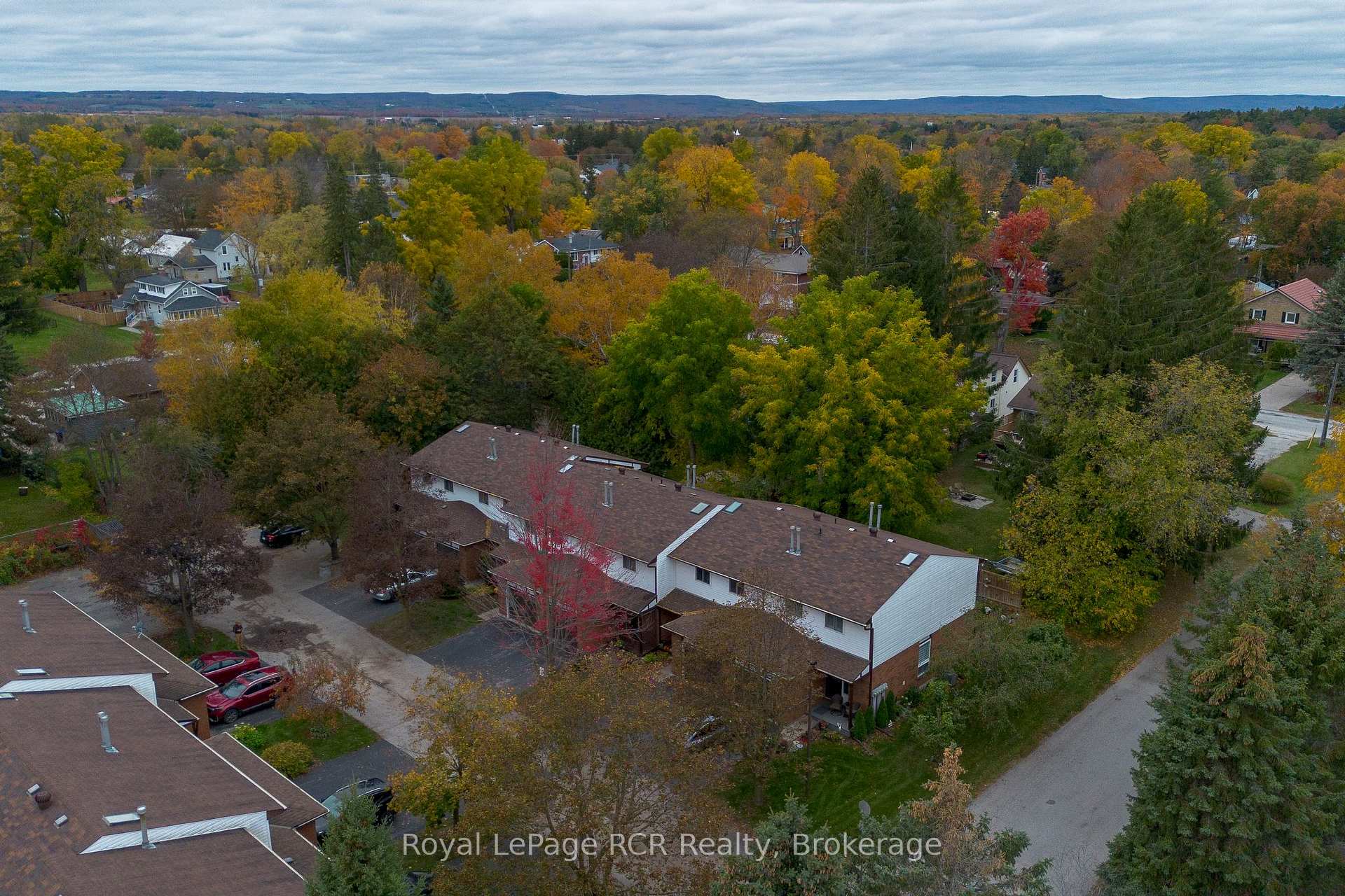 Photo 13 of 306 Thomas Street, Clearview, Stayner — HOMEH