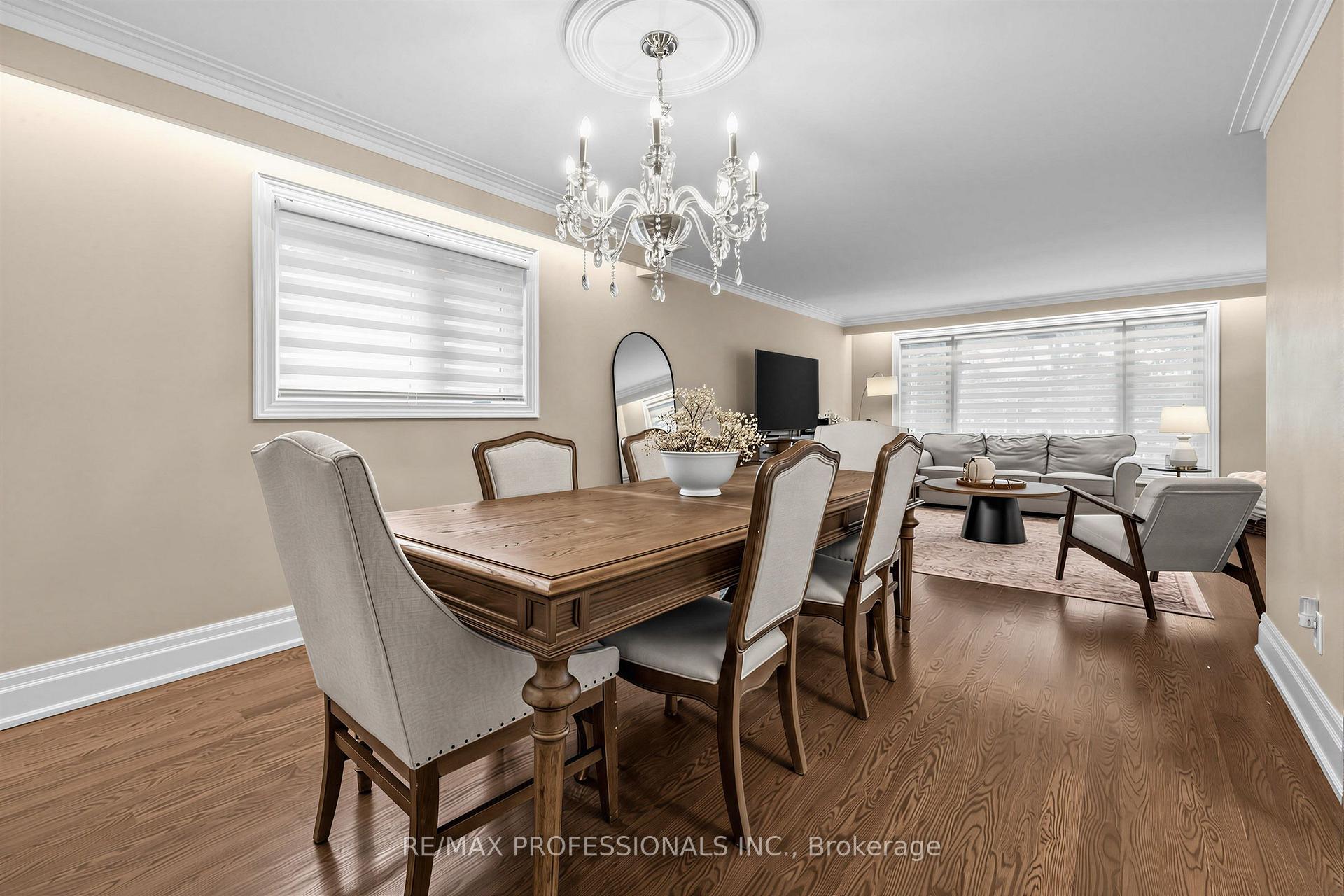Photo 16 of 182 Gracefield Avenue, North York, Rustic — HOMEH