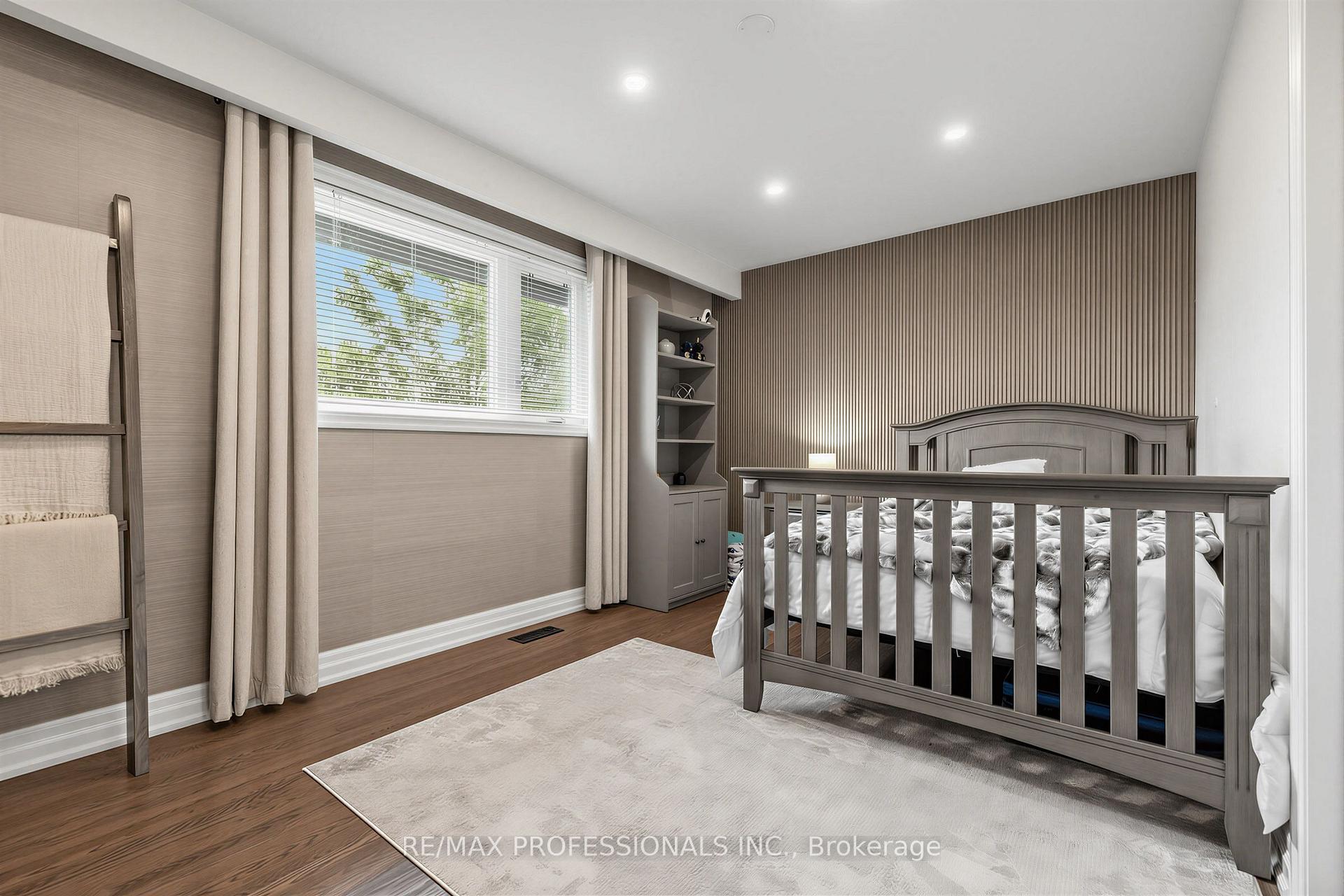 Photo 22 of 182 Gracefield Avenue, North York, Rustic — HOMEH
