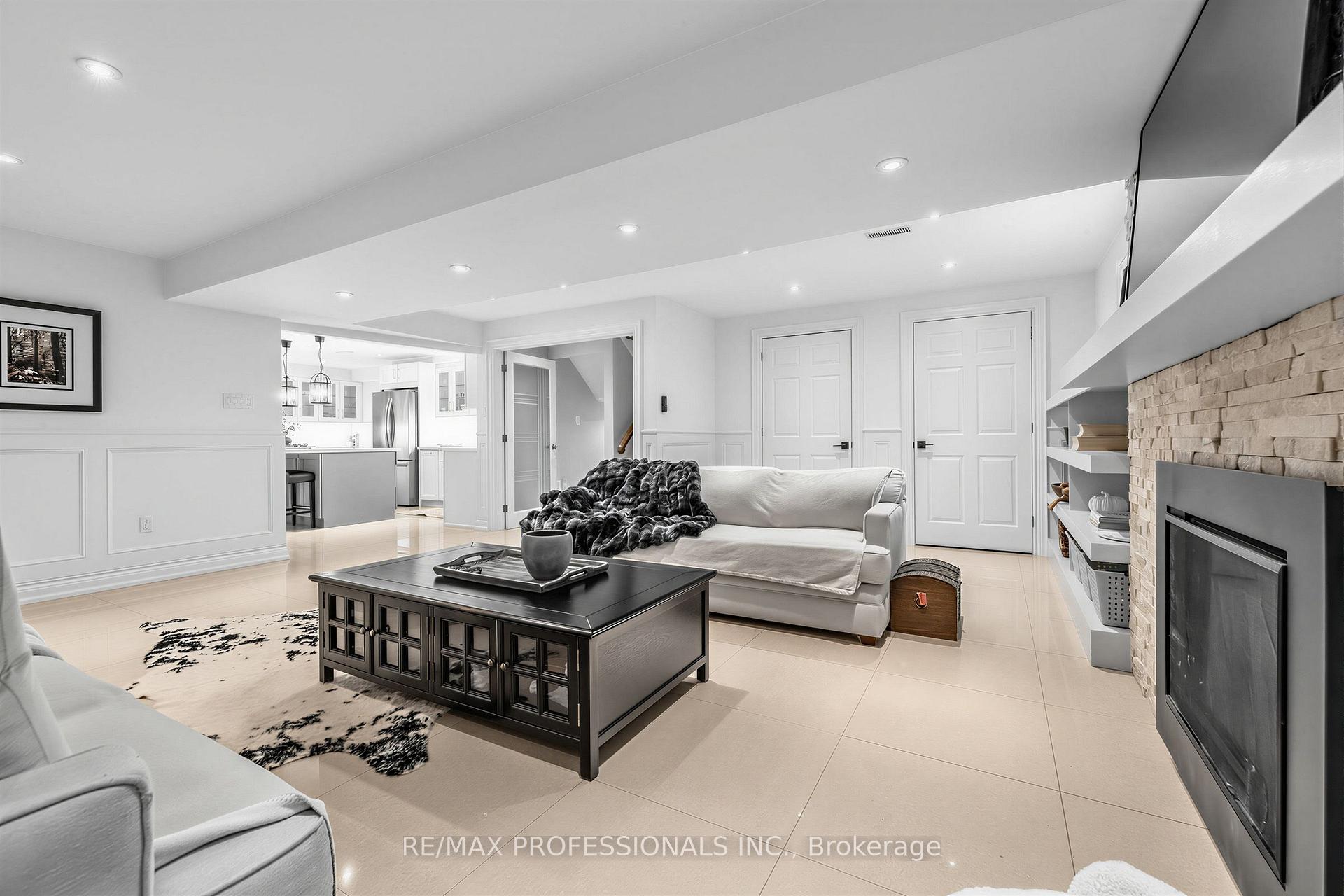 Photo 37 of 182 Gracefield Avenue, North York, Rustic — HOMEH