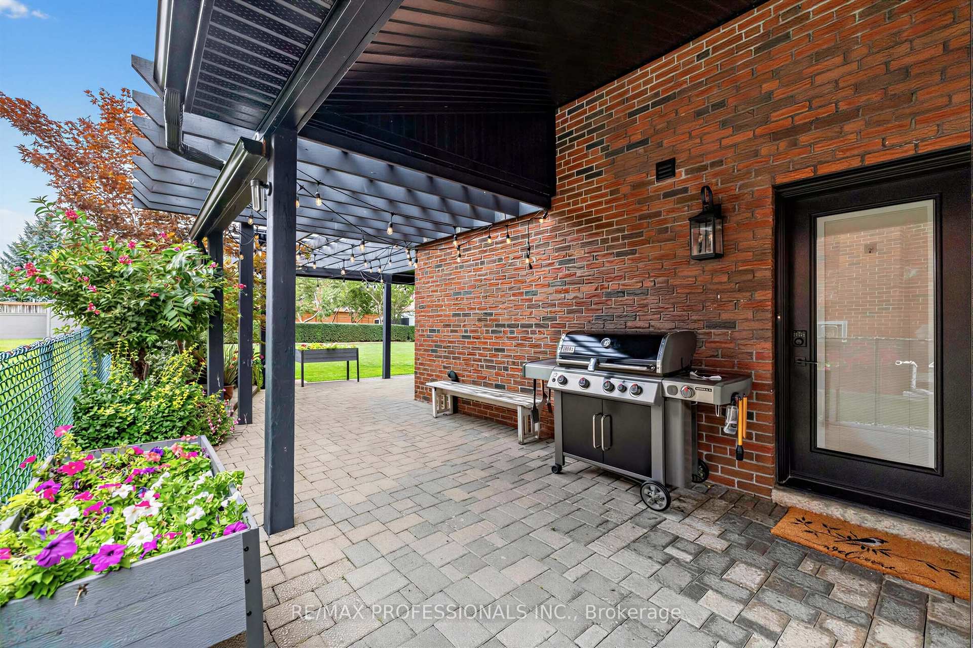 Photo 45 of 182 Gracefield Avenue, North York, Rustic — HOMEH