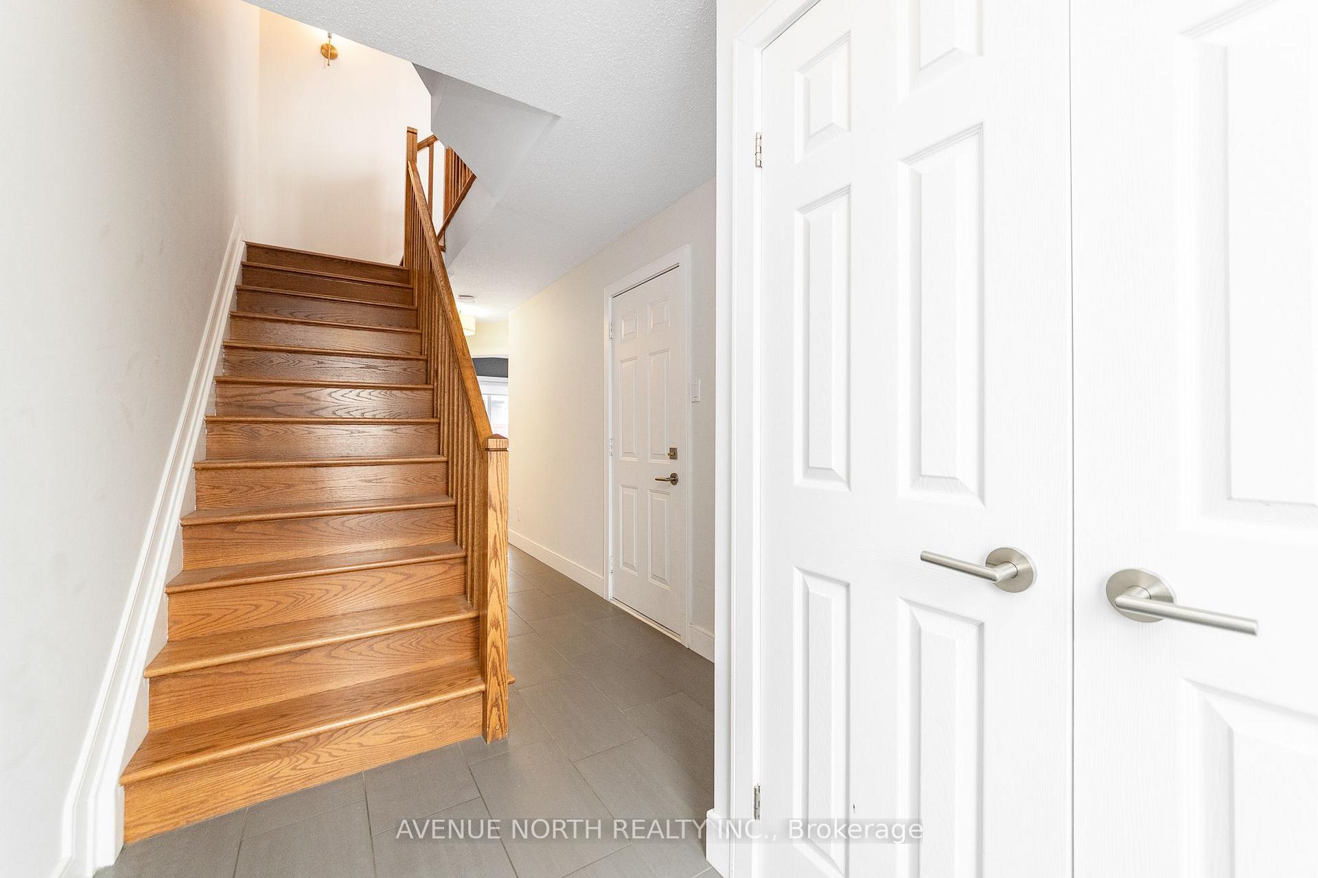 Photo 5 of 6 Panorama Private, Ottawa, Ottawa West — HOMEH