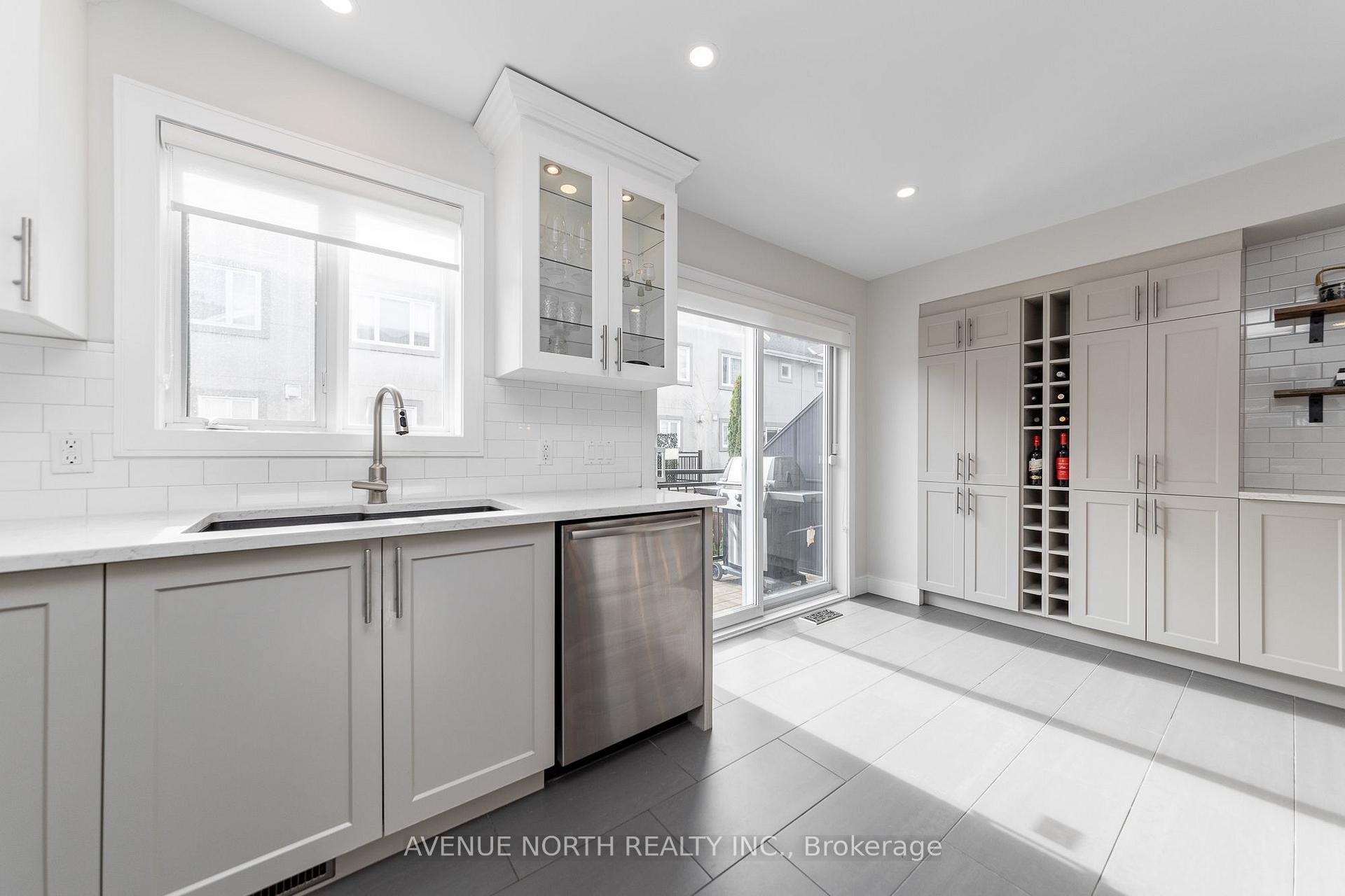 Photo 22 of 6 Panorama Private, Ottawa, Ottawa West — HOMEH