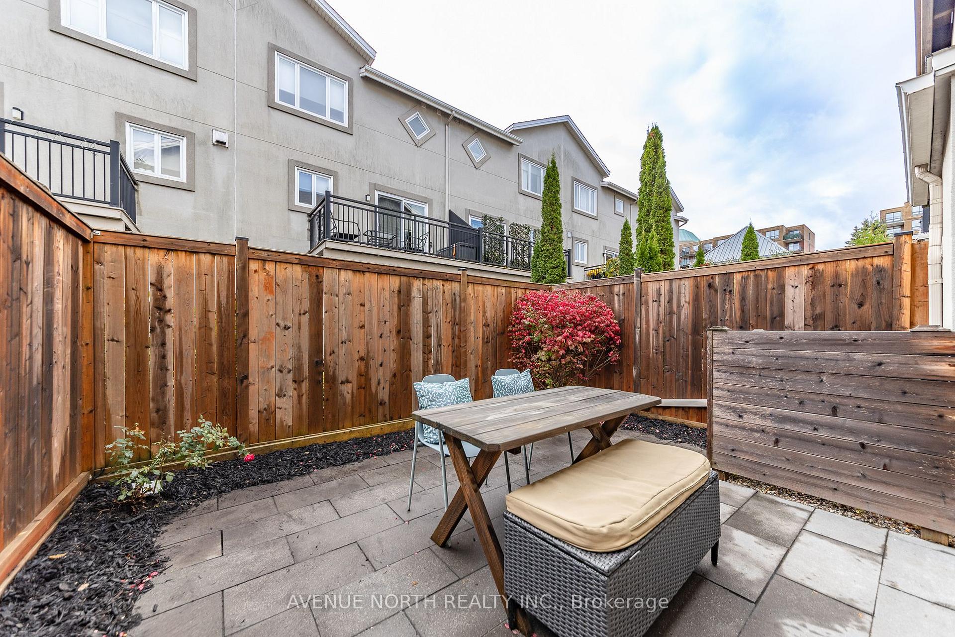 Photo 38 of 6 Panorama Private, Ottawa, Ottawa West — HOMEH