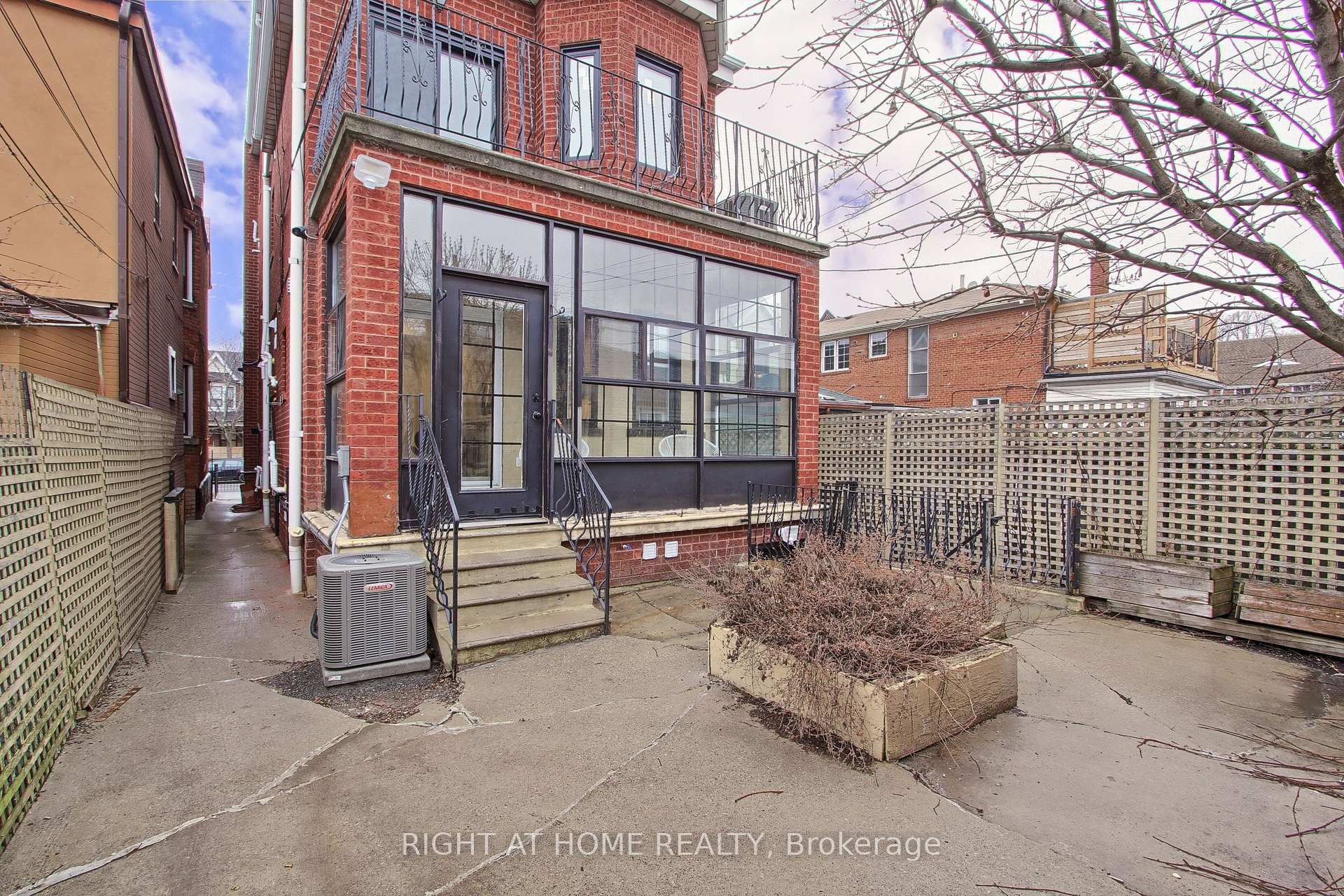 Photo 34 of Unit Unit 2, 1201 Dovercourt Road, Toronto, Wychwood — HOMEH