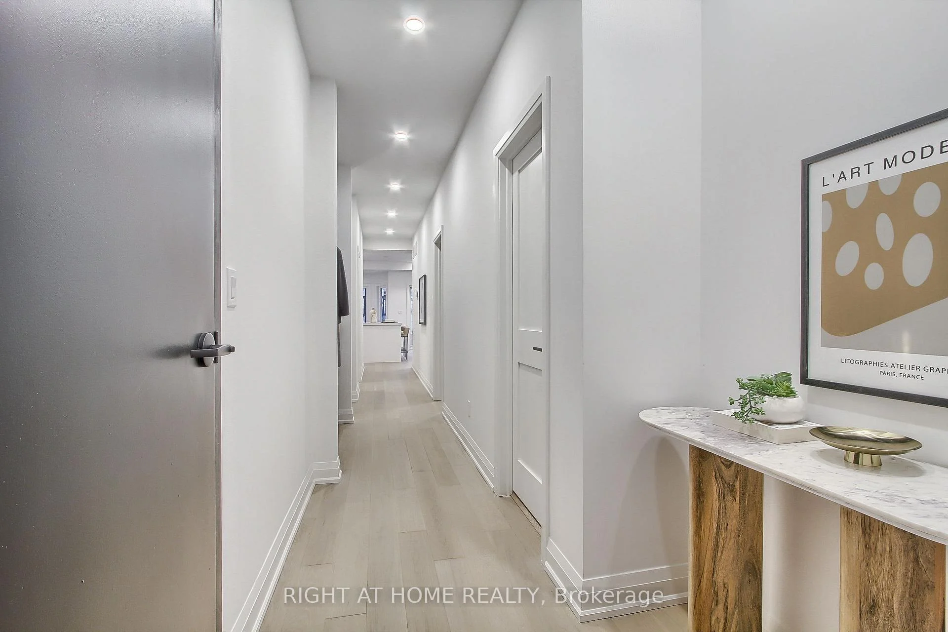 Photo 3 of Unit Unit 2, 1201 Dovercourt Road, Toronto, Wychwood — HOMEH