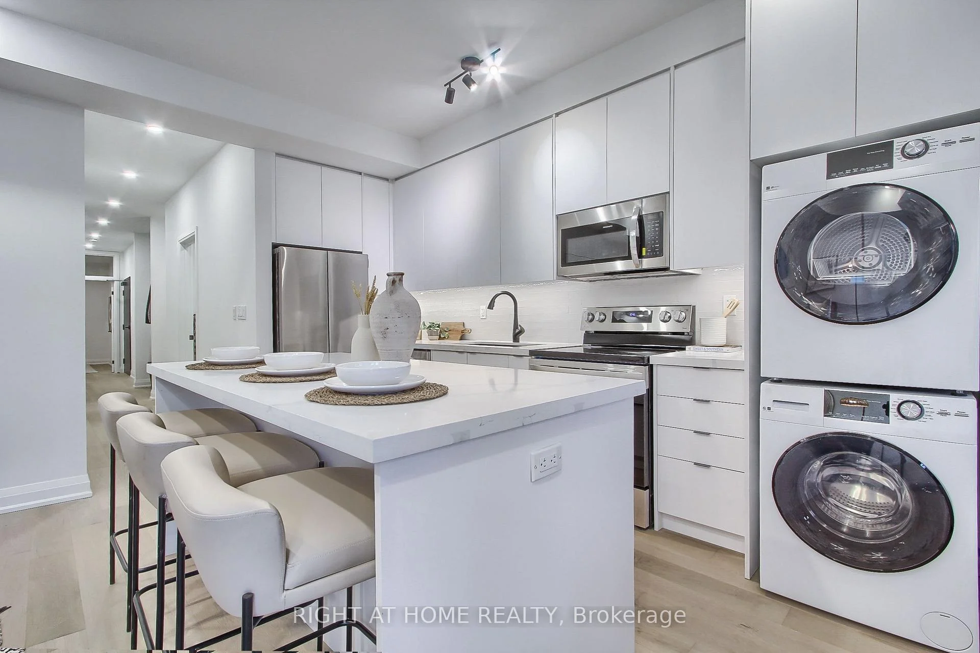 Photo 8 of Unit Unit 2, 1201 Dovercourt Road, Toronto, Wychwood — HOMEH