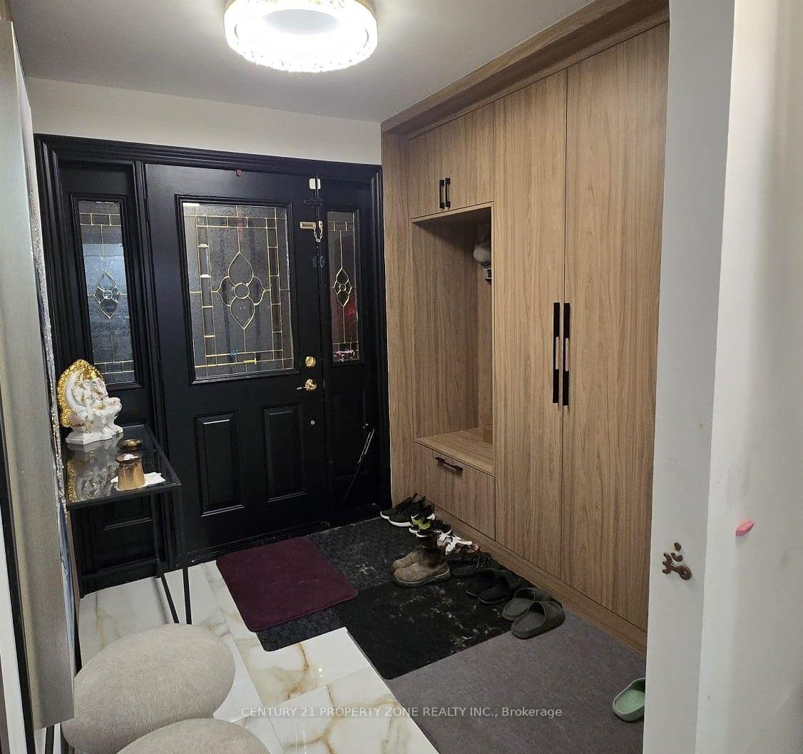 Photo 1 of 91 Avondale Boulevard, Brampton, Avondale — HOMEH