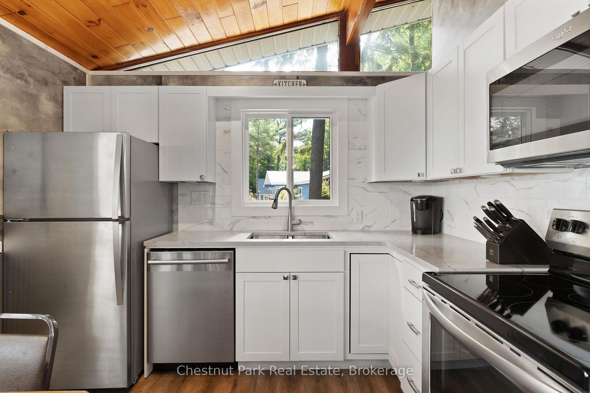 Photo 11 of 76 Birch Island, Bracebridge, Monck (Bracebridge) — HOMEH