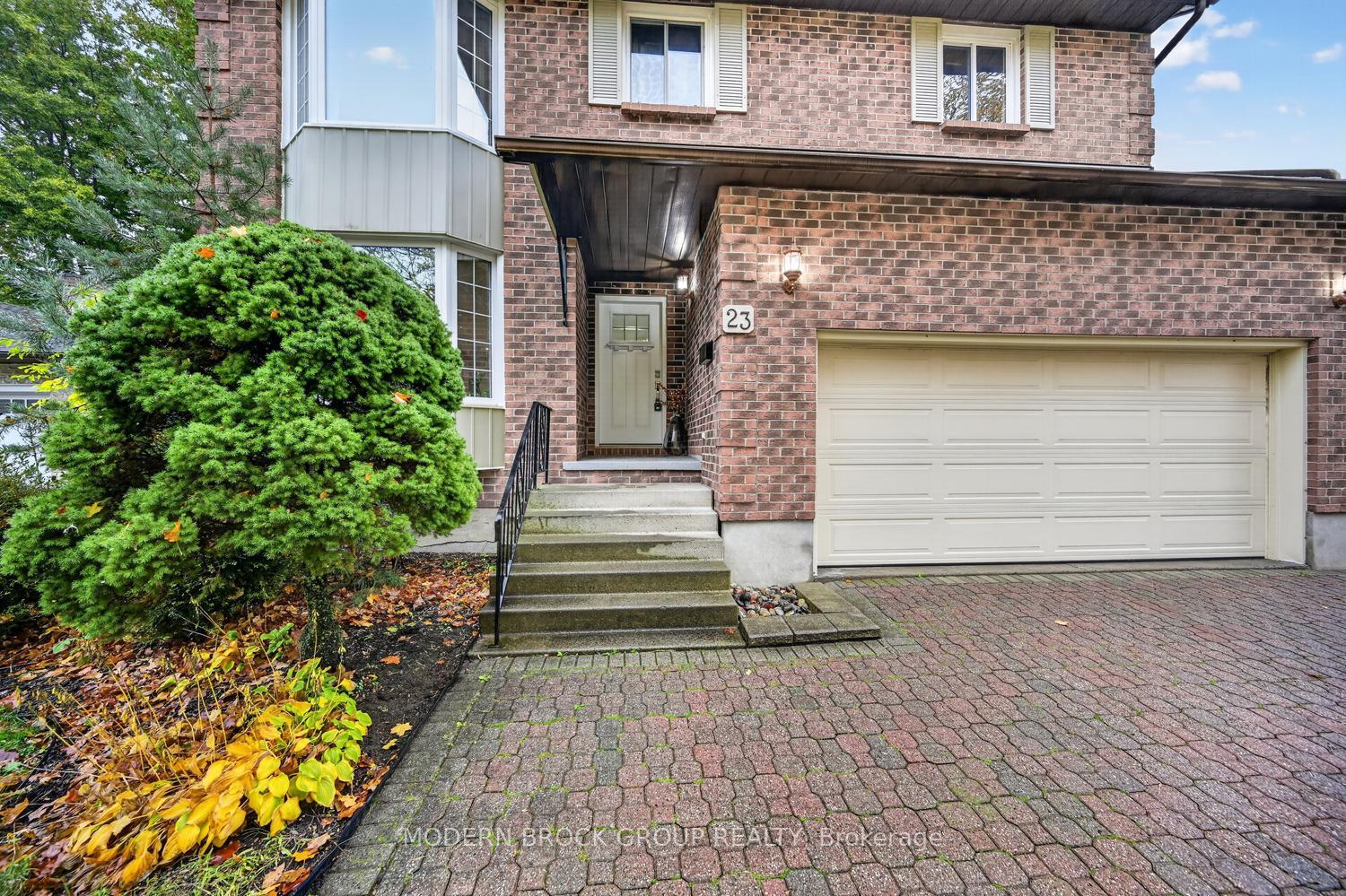 Photo 3 of 23 Cambridge Crescent, Brockville, Brockville — HOMEH