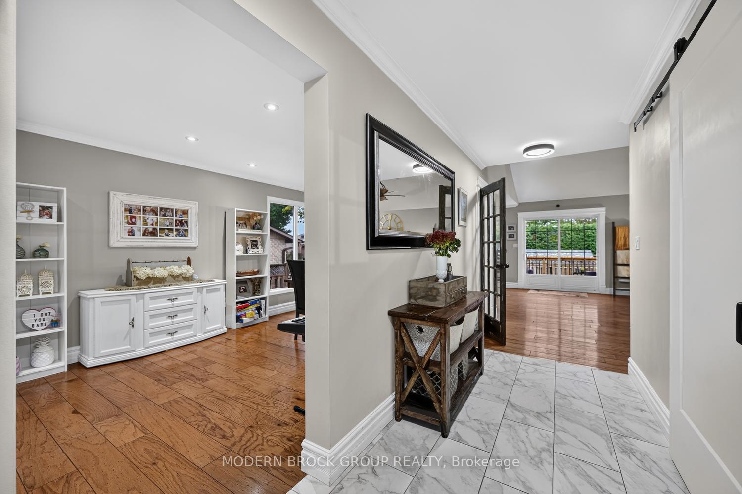 Photo 4 of 23 Cambridge Crescent, Brockville, Brockville — HOMEH
