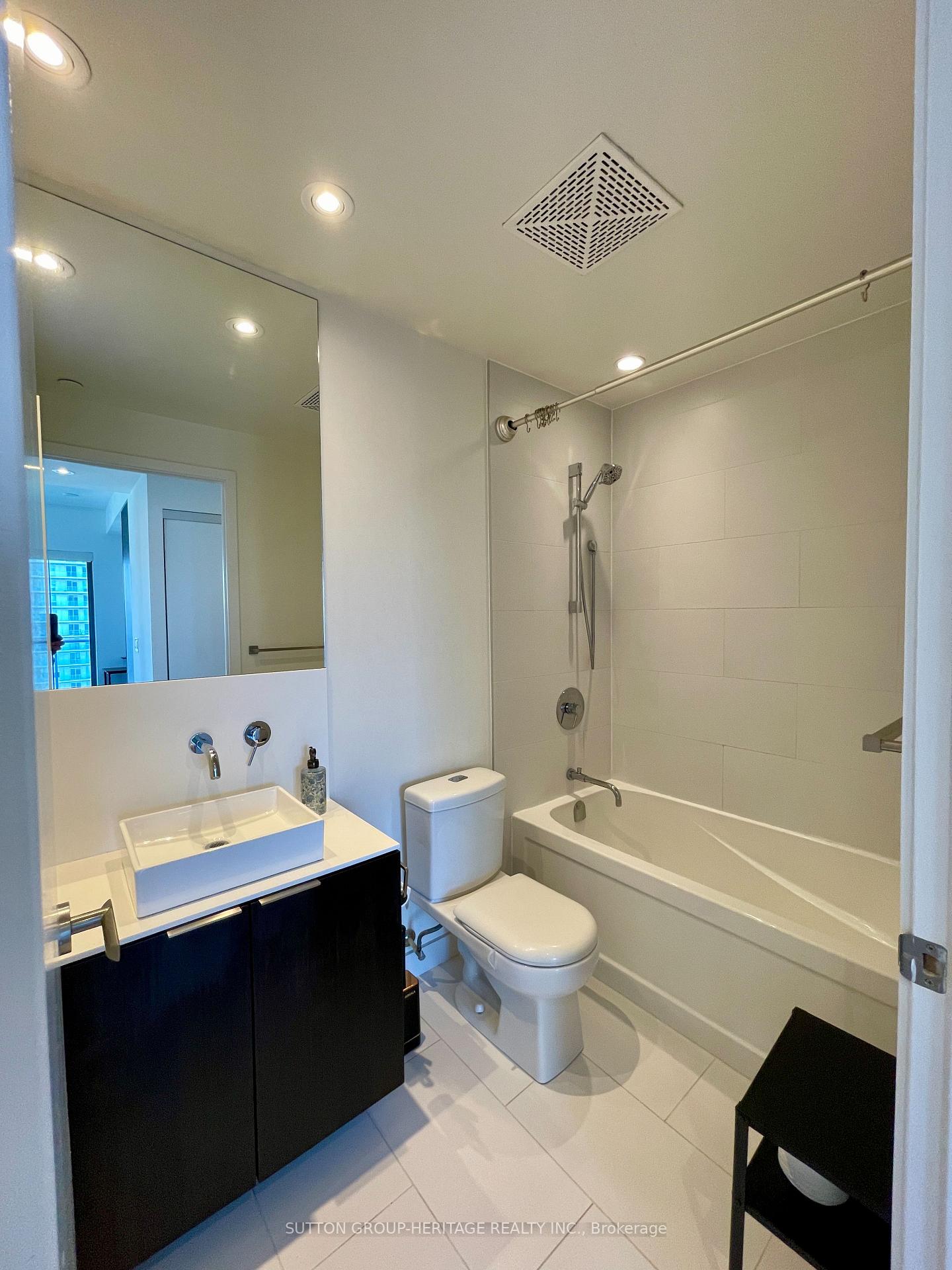 Photo 9 of Unit 2509, 159 Dundas Street E, Toronto, Church-Yonge Corridor — HOMEH