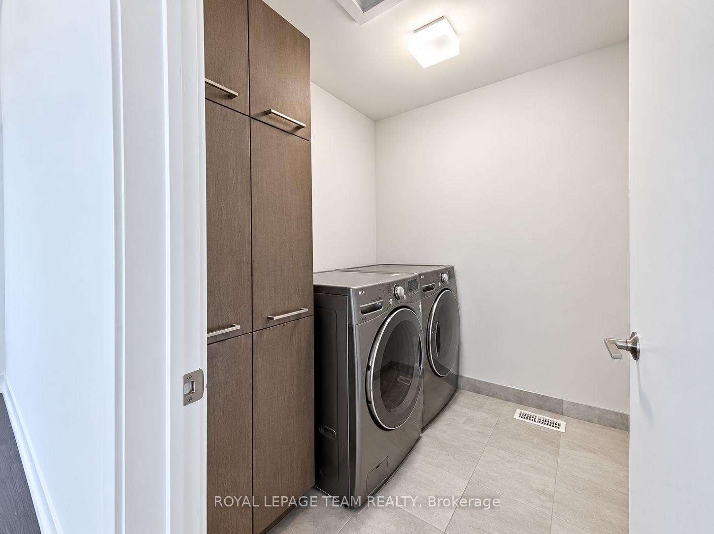 Photo 5 of 114 Larimar Circle, Ottawa, Riverside South — HOMEH